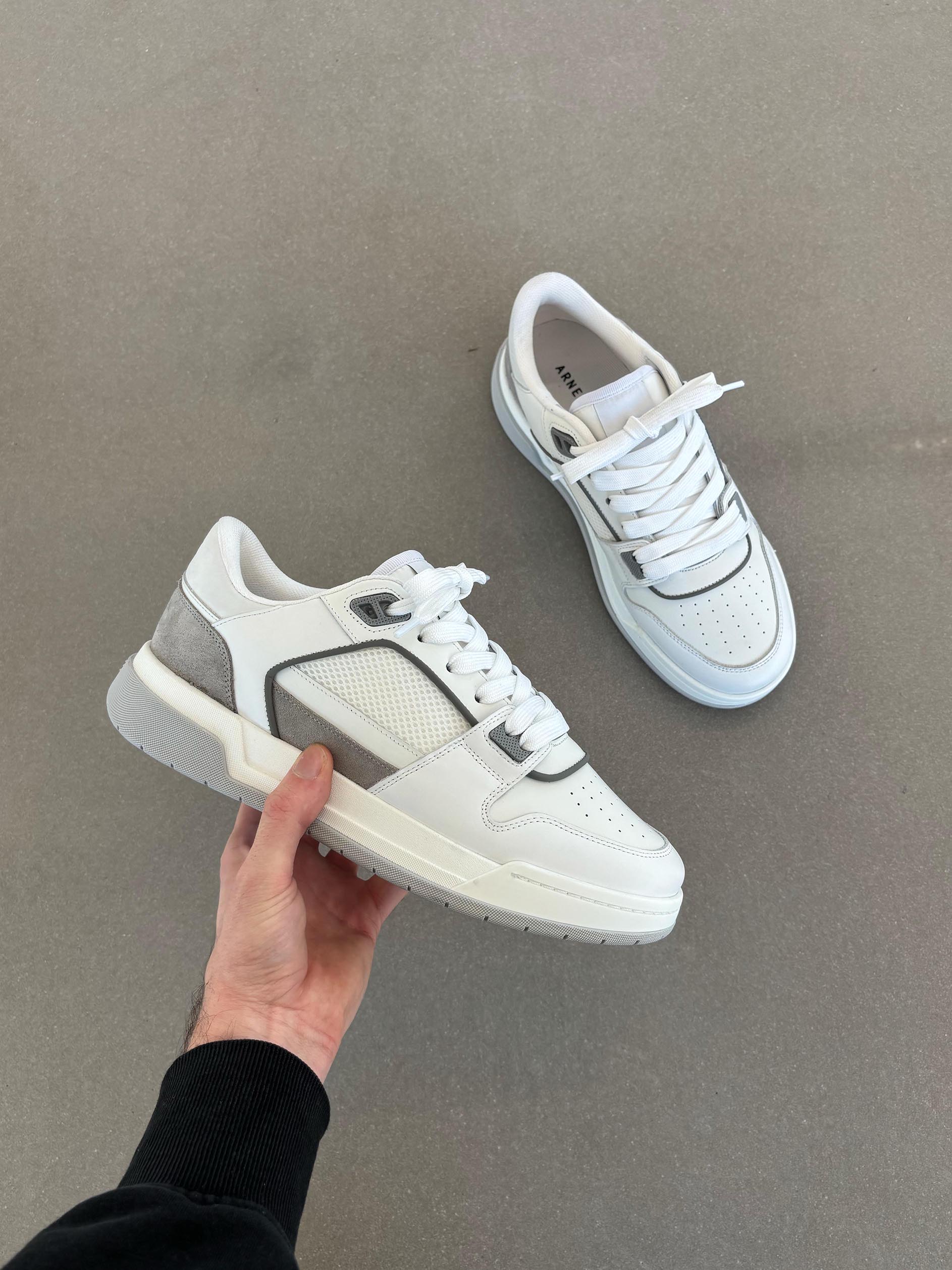 Mens Basket Trainer in White Grey