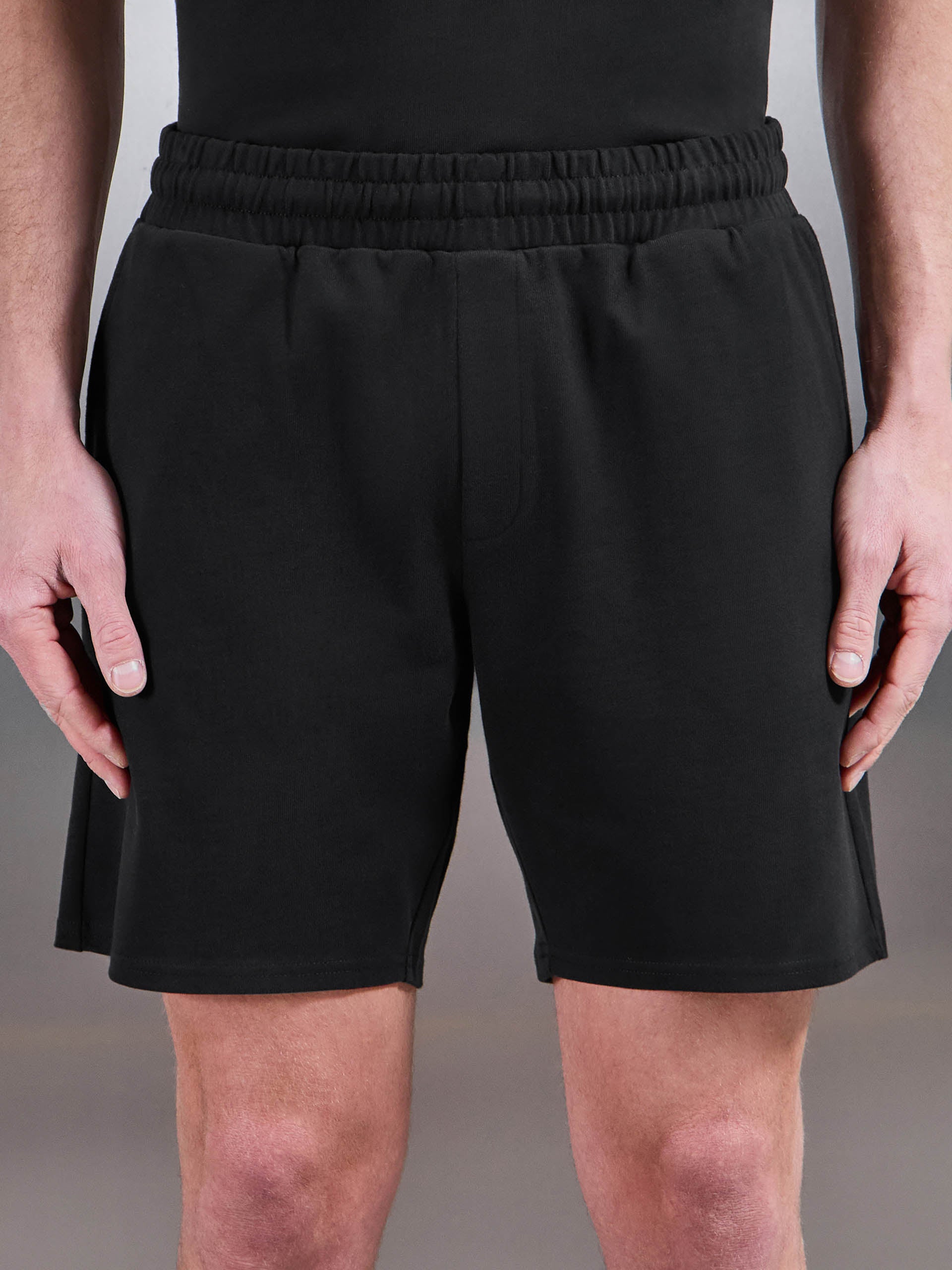 Mens Brushed Relaxed Short in Black