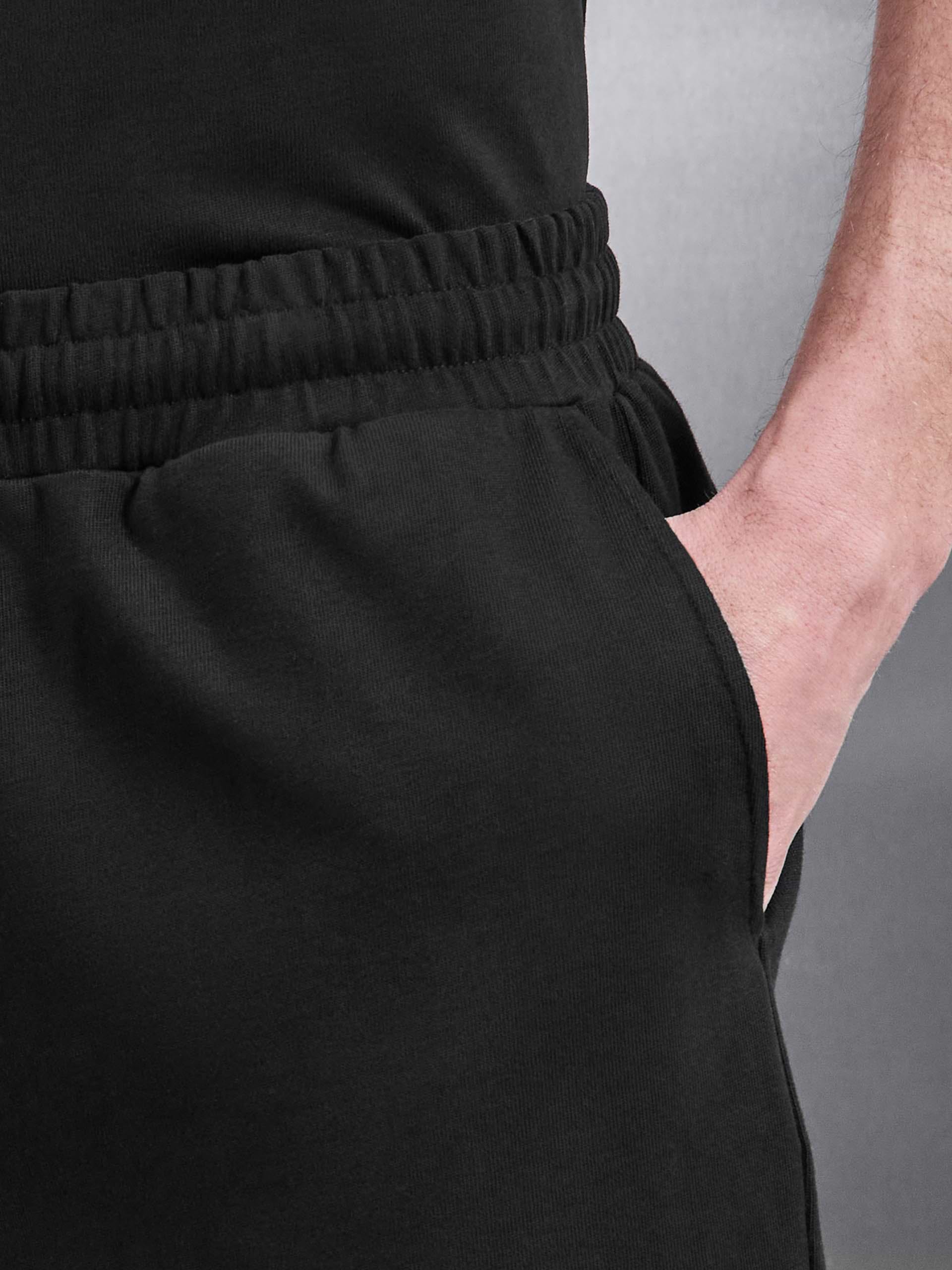 Brushed Relaxed Short in Black