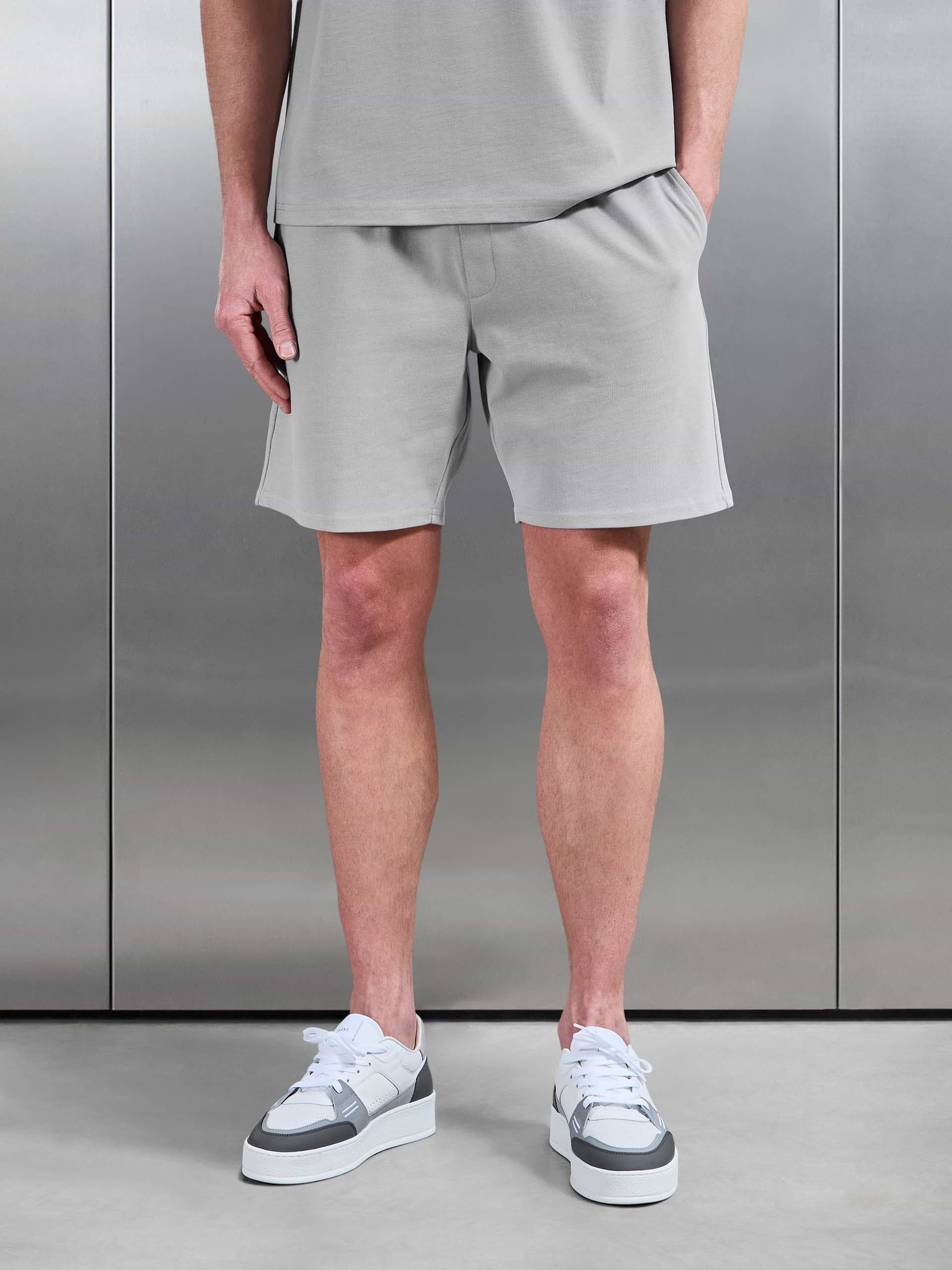 Brushed Relaxed Short in Mid Grey