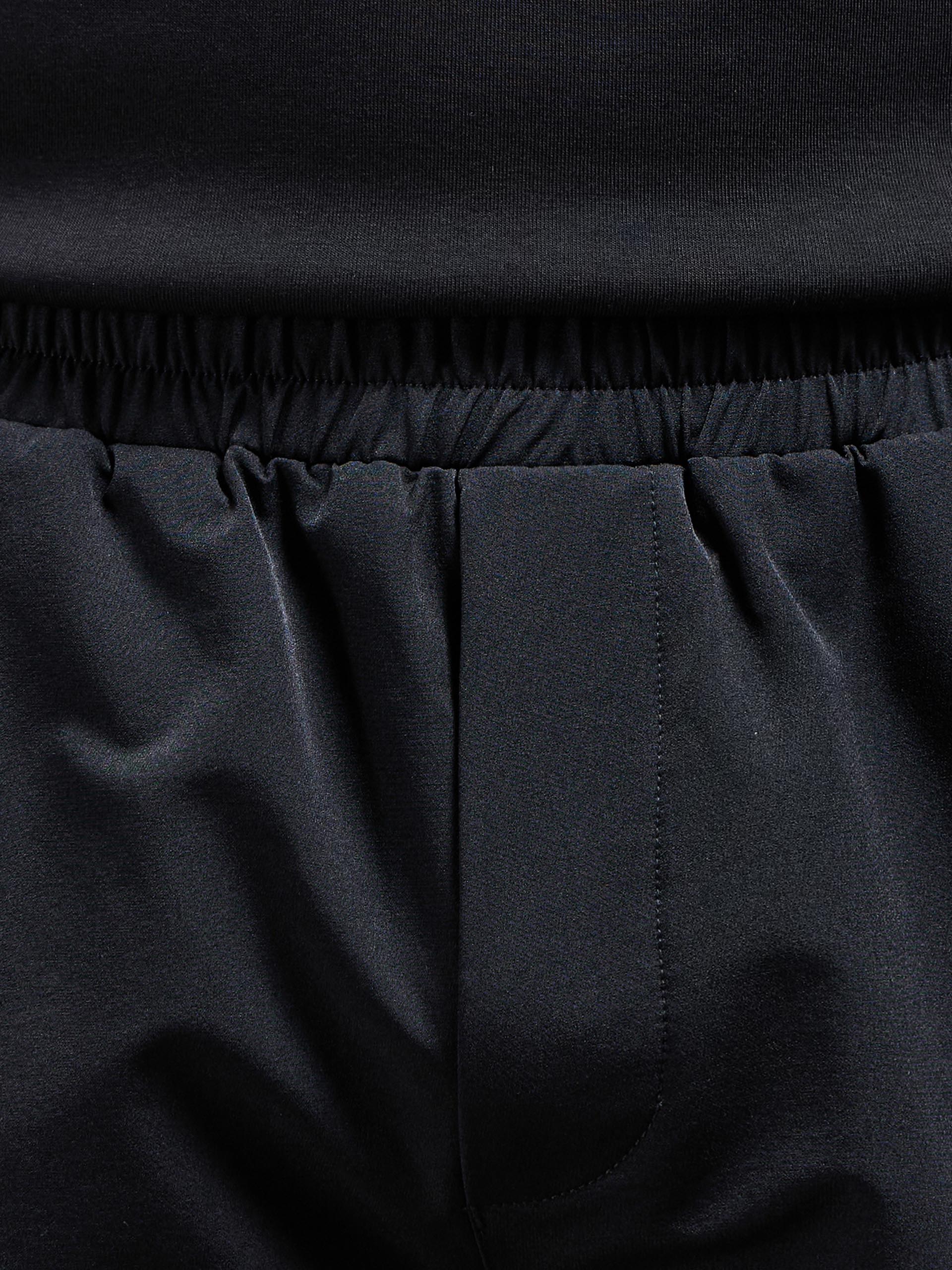 Mens Cargo Short in Black