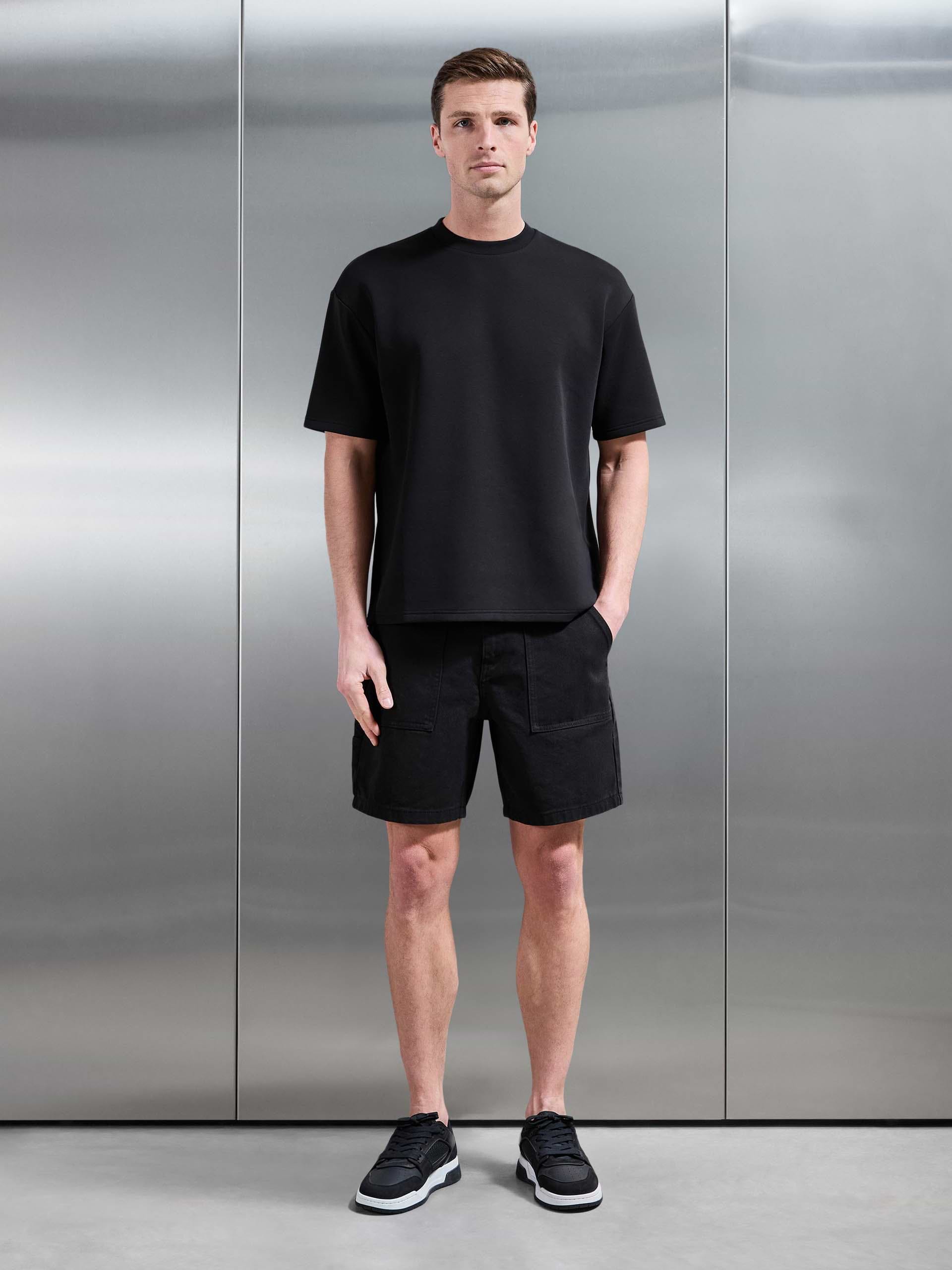 Mens Carpenter Short in Black