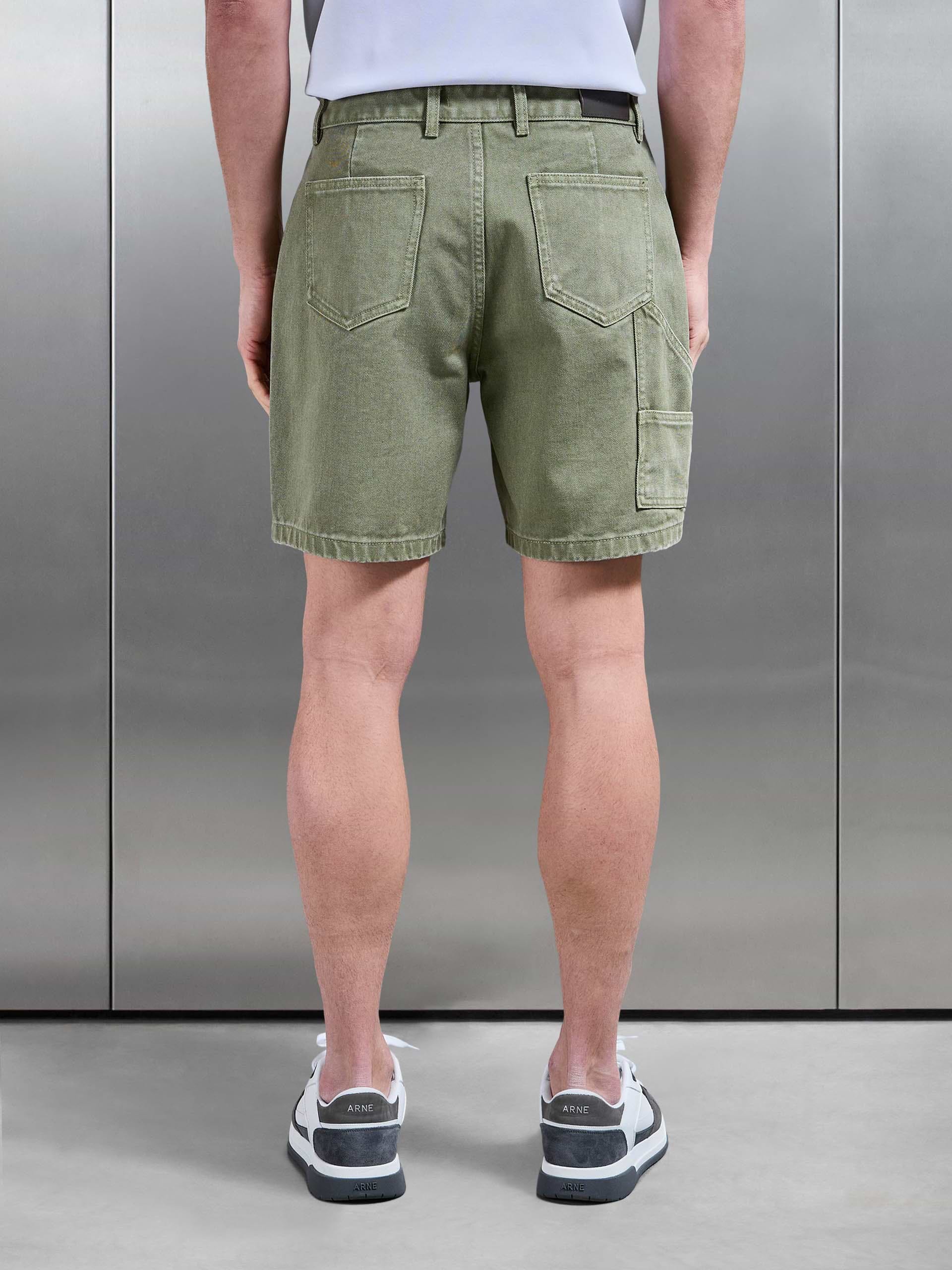 Carpenter Short in Olive