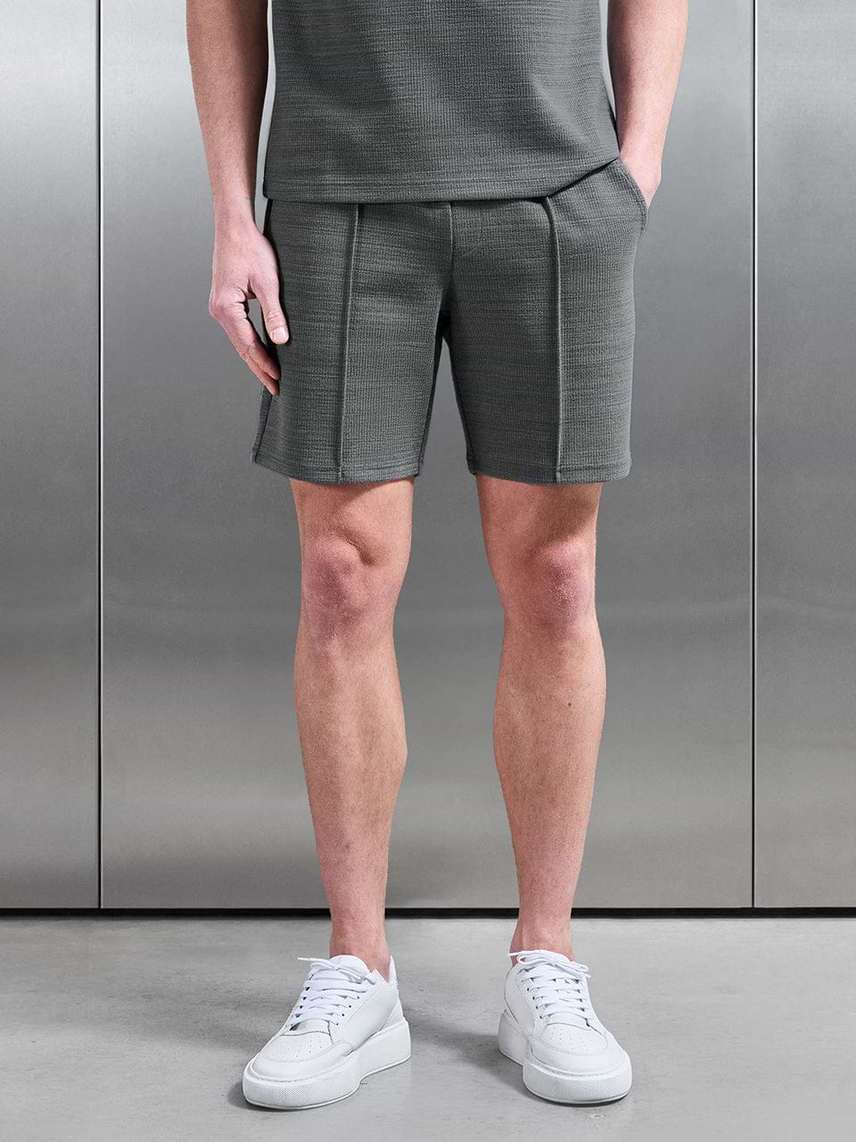 Cavour Textured Short in Grey