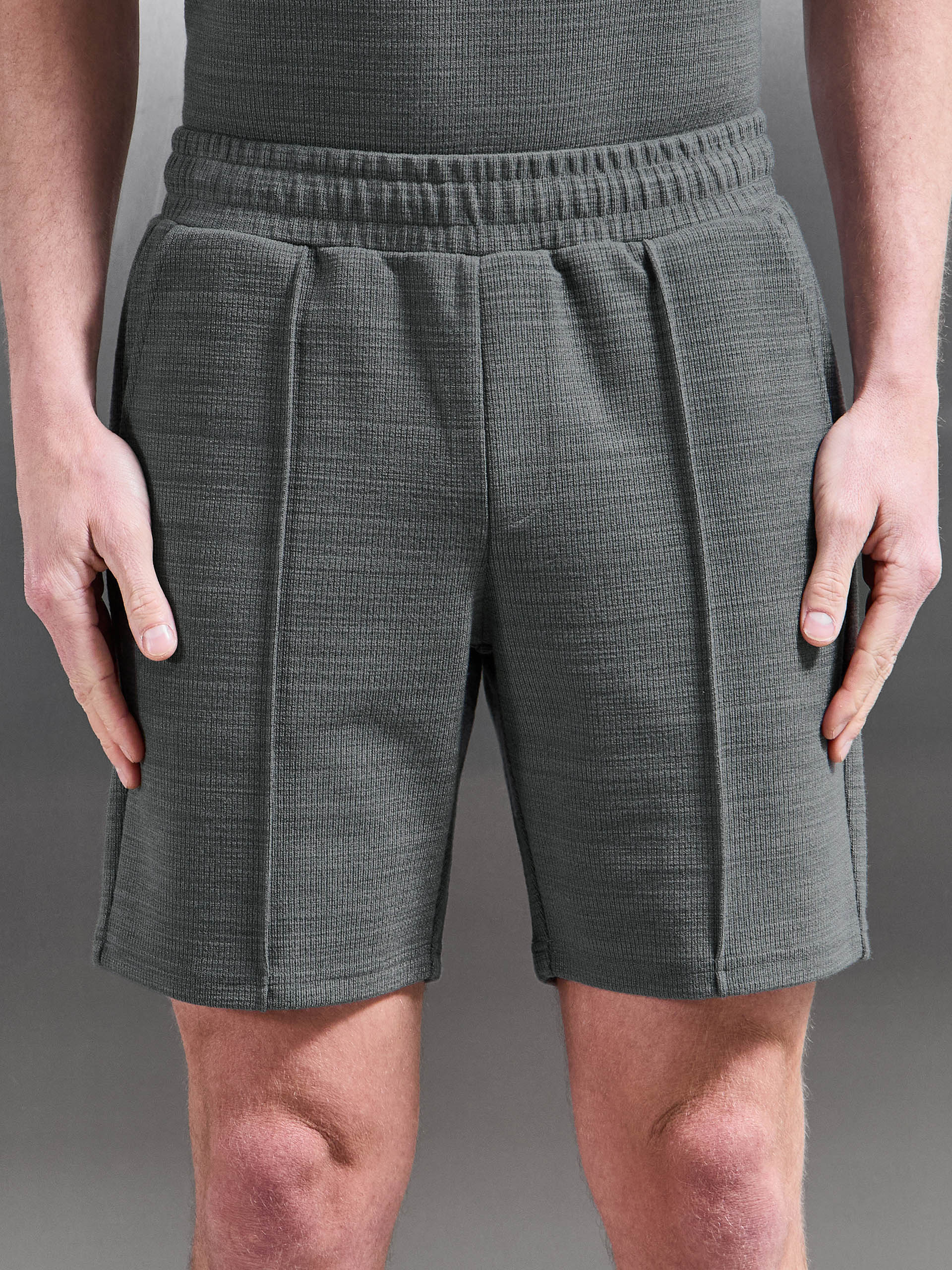 Mens Cavour Textured Short in Grey