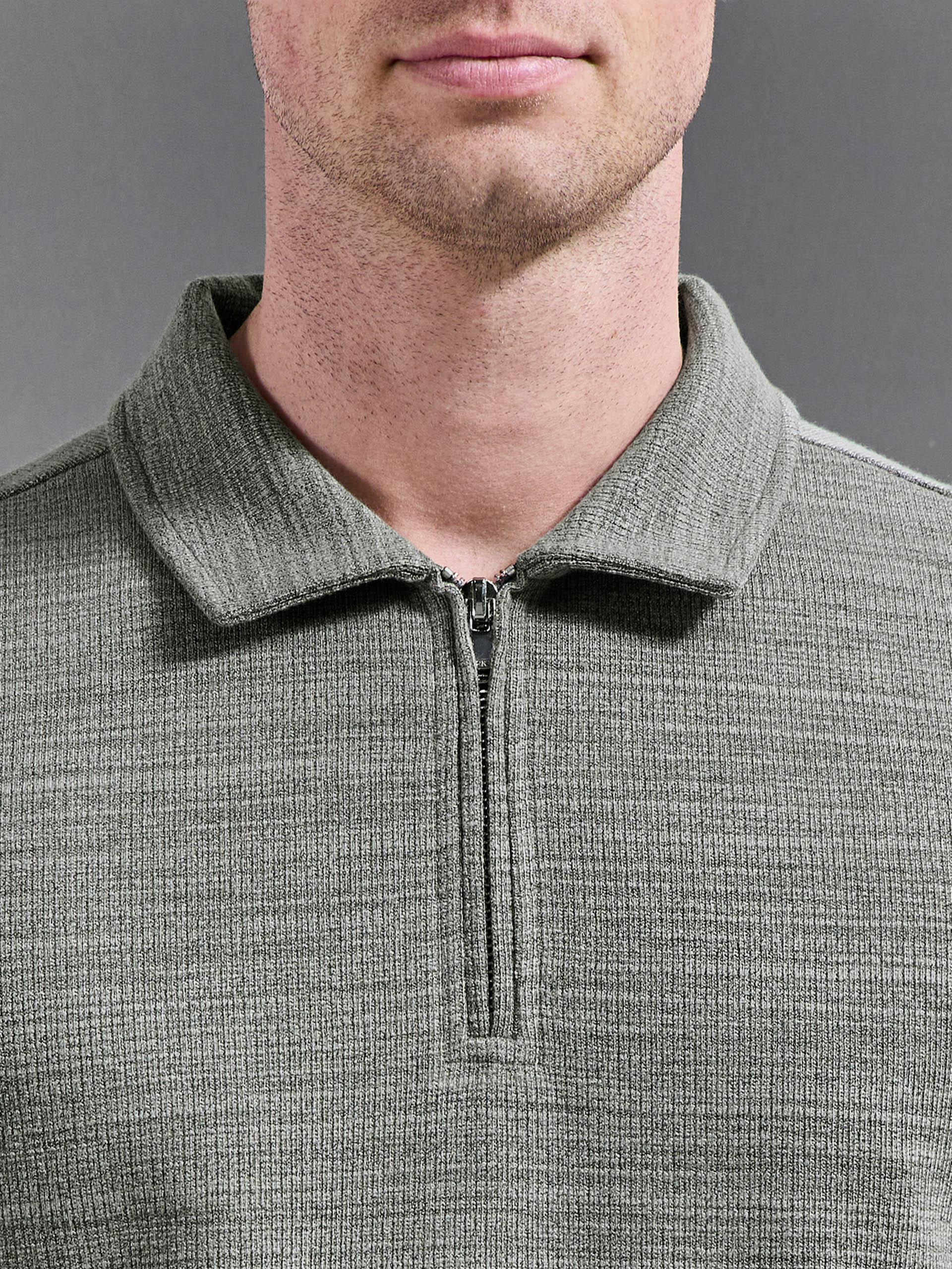 Mens Cavour Textured Zip Polo Shirt in Olive