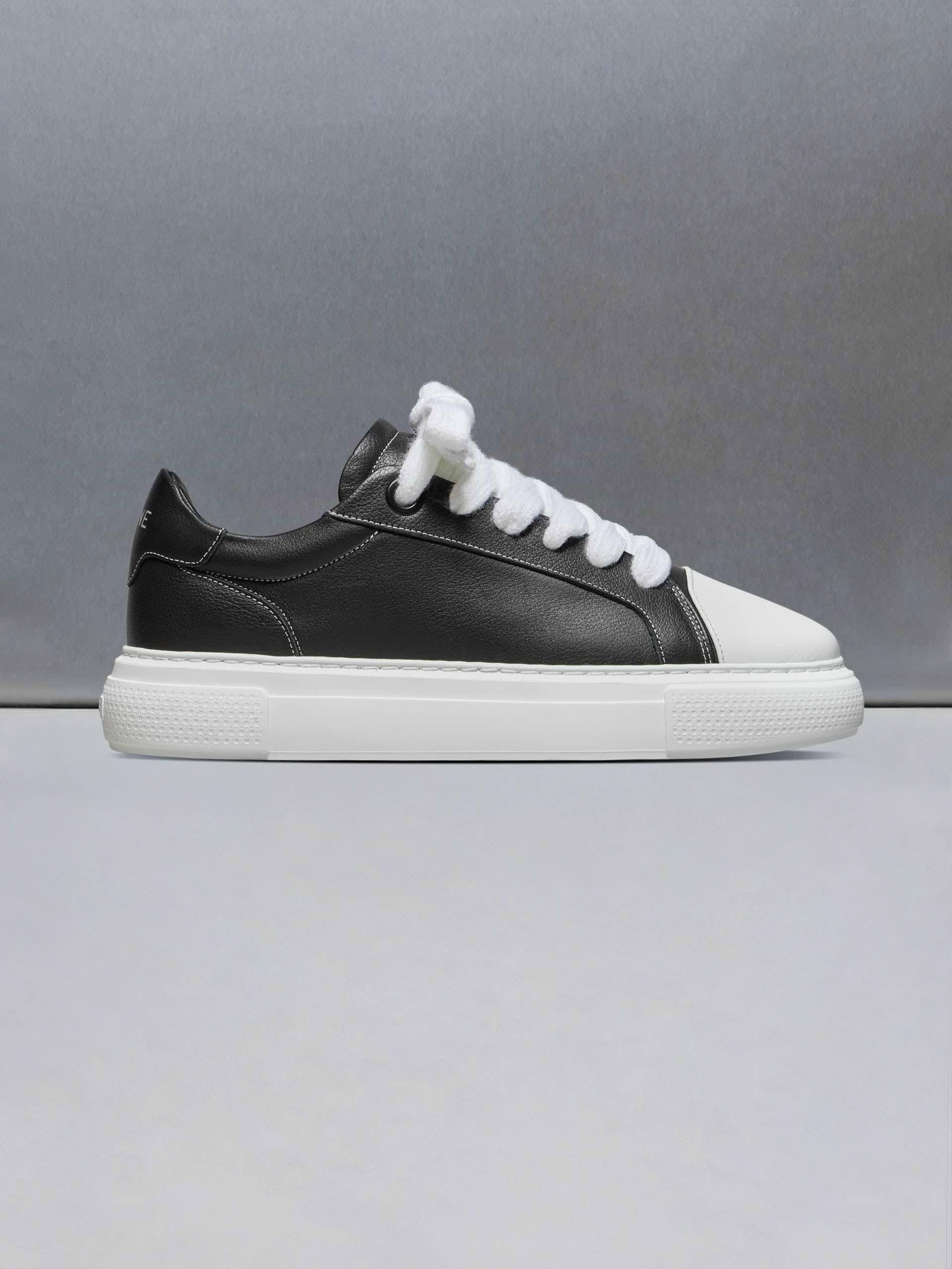 Chunky Essential Trainer in Black White