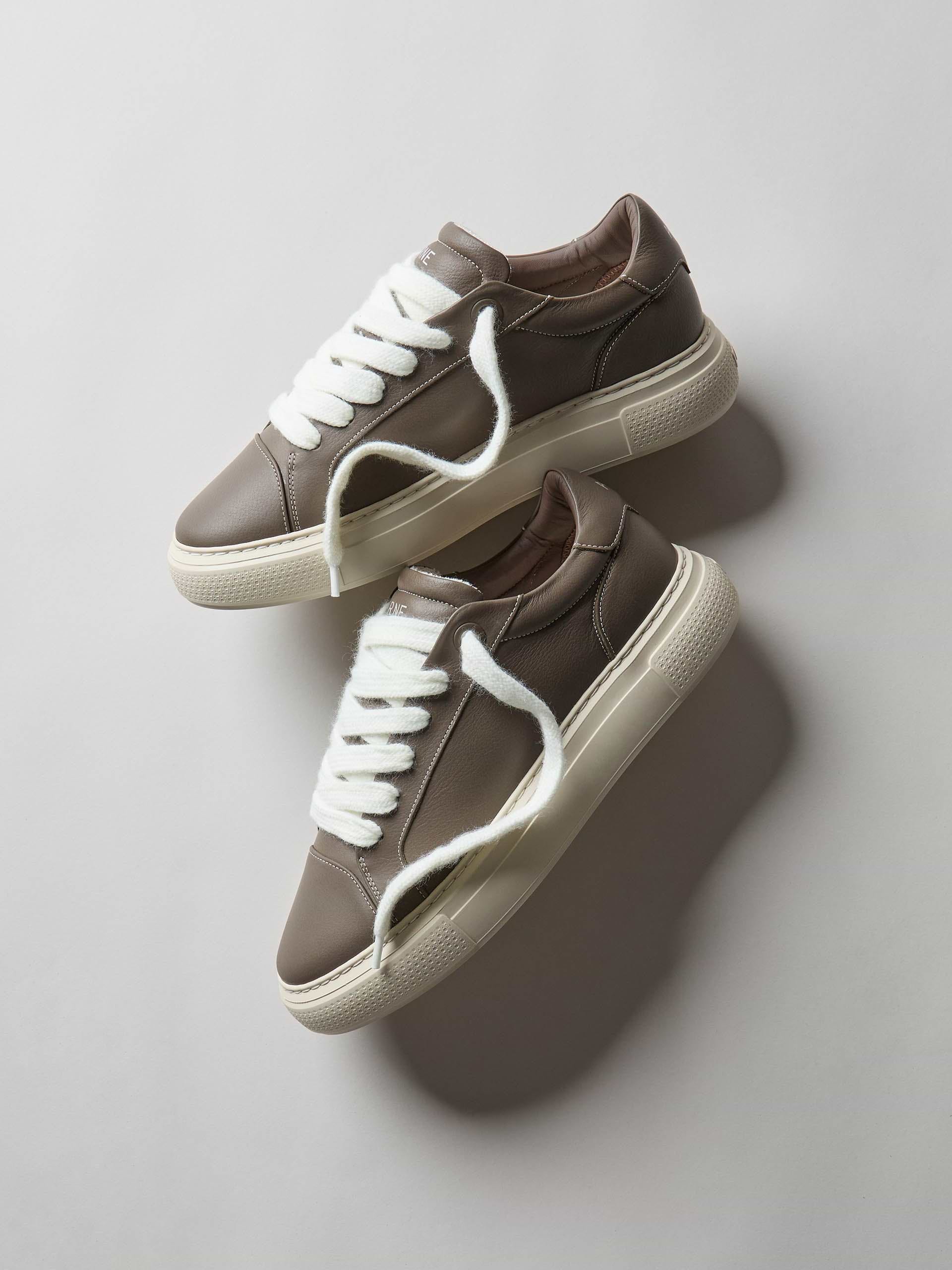 Mens Chunky Essential Trainer in Brown