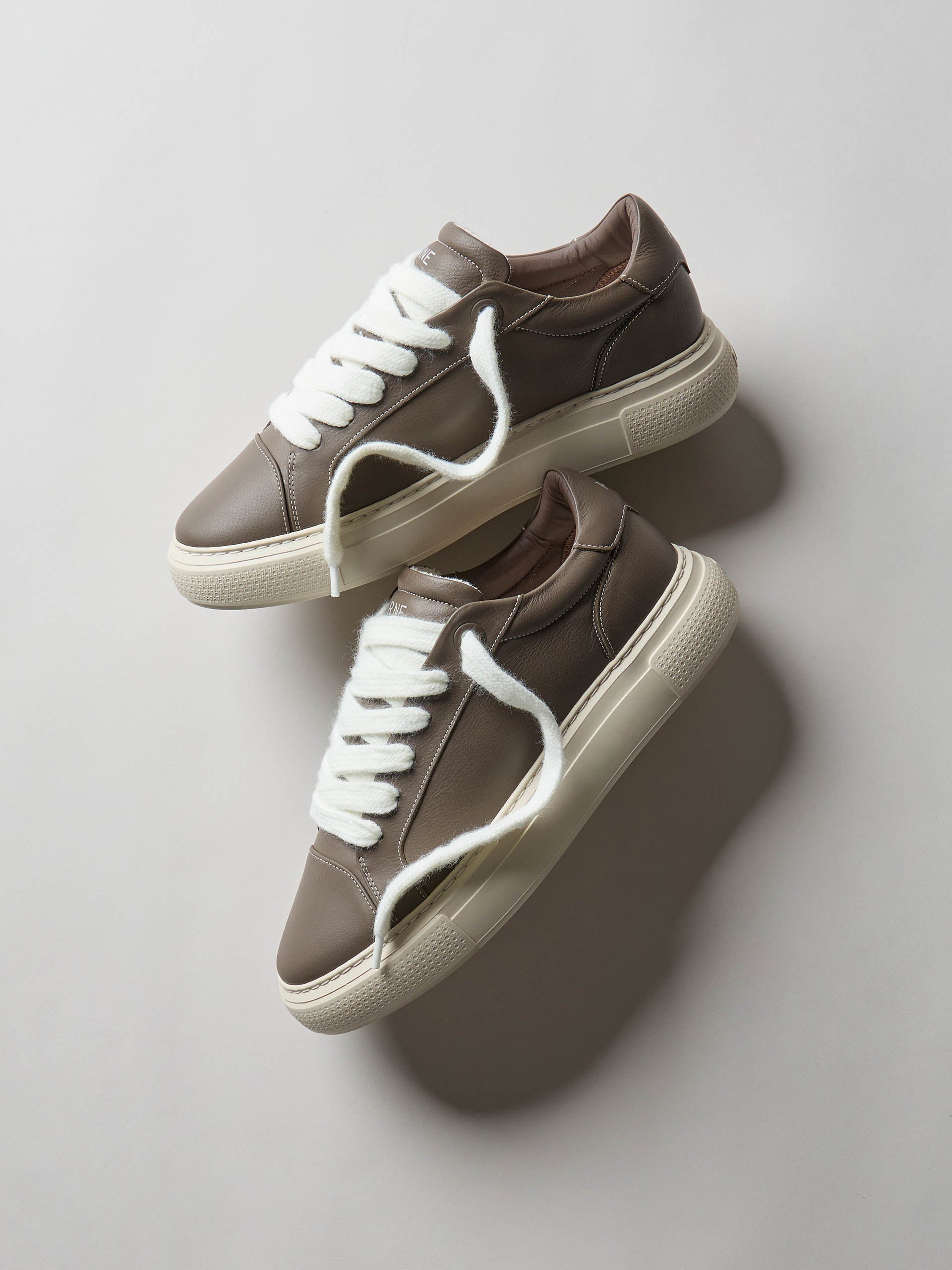 Mens Chunky Essential Trainer in Brown