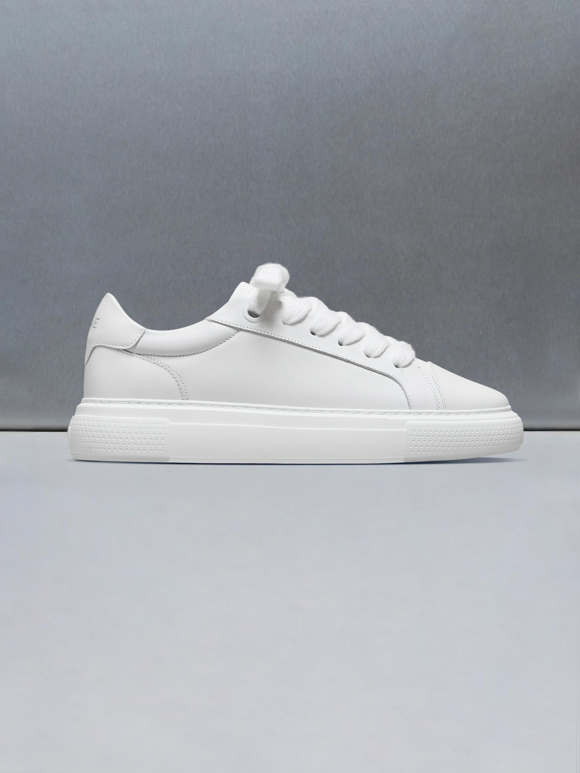 Mens Chunky Essential Trainer in Triple White