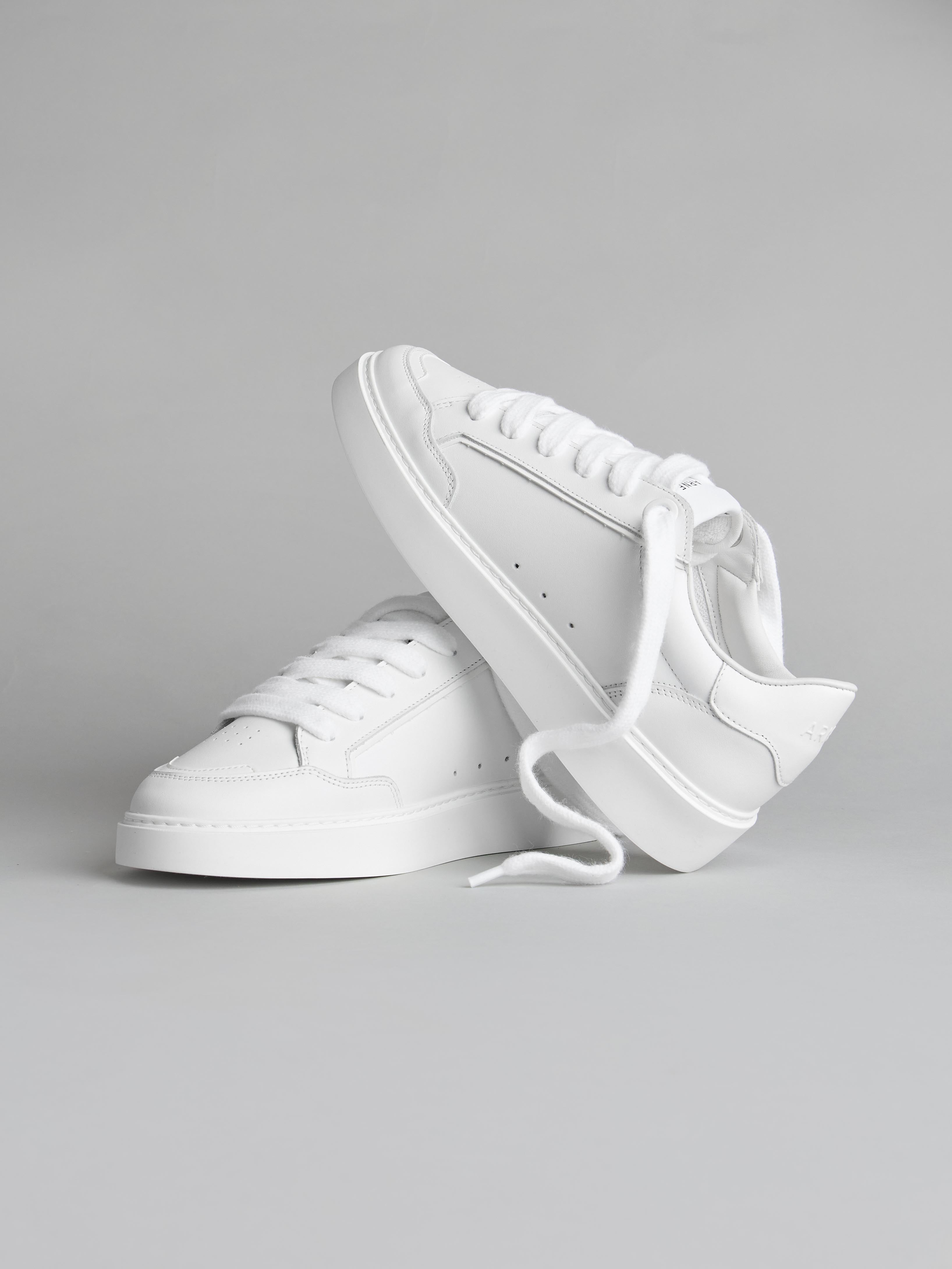 Mens Chunky Mid Essential Leather Trainer in Triple White