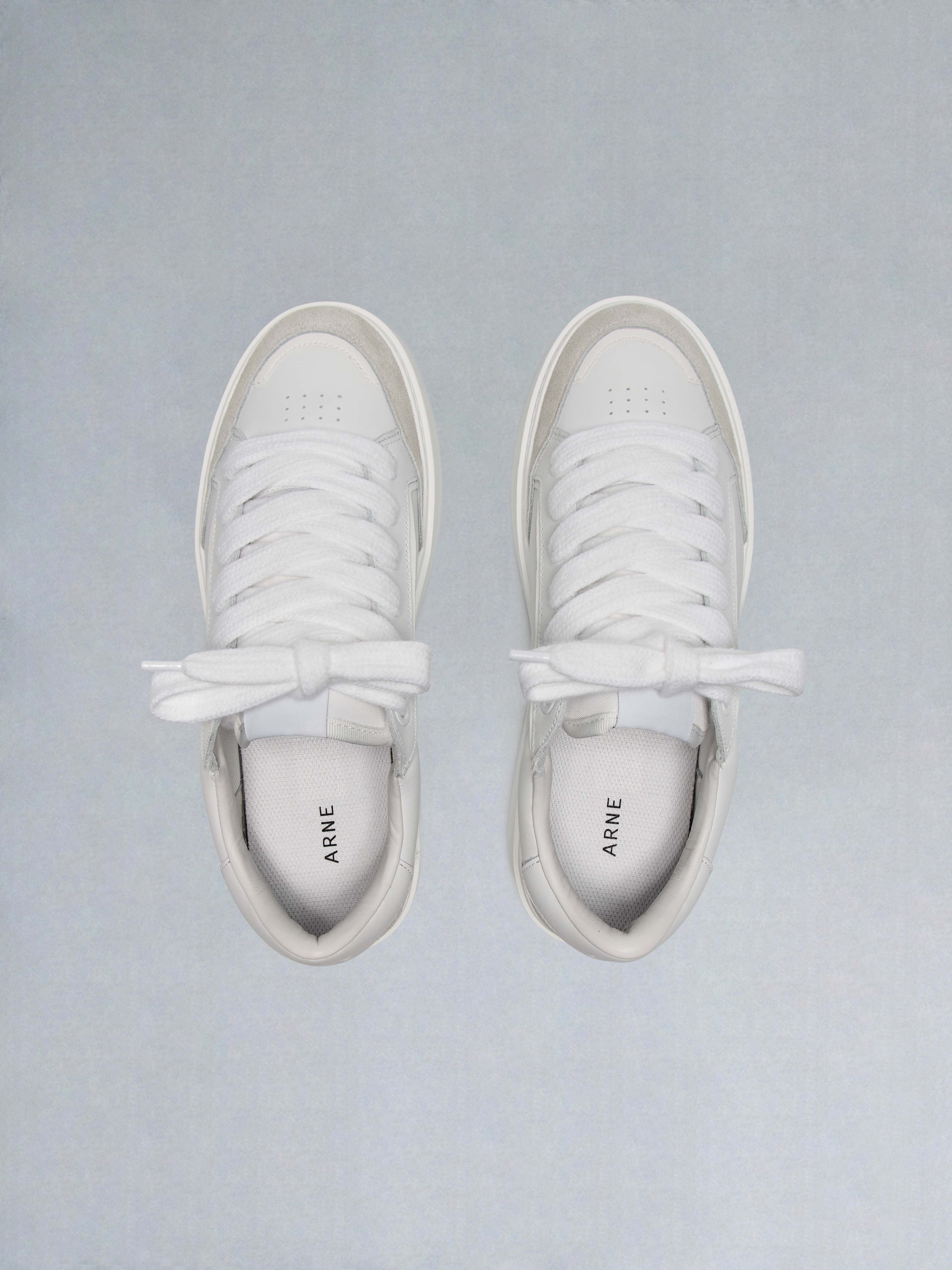 Mens Chunky Mid Essential Leather Trainer in White Grey