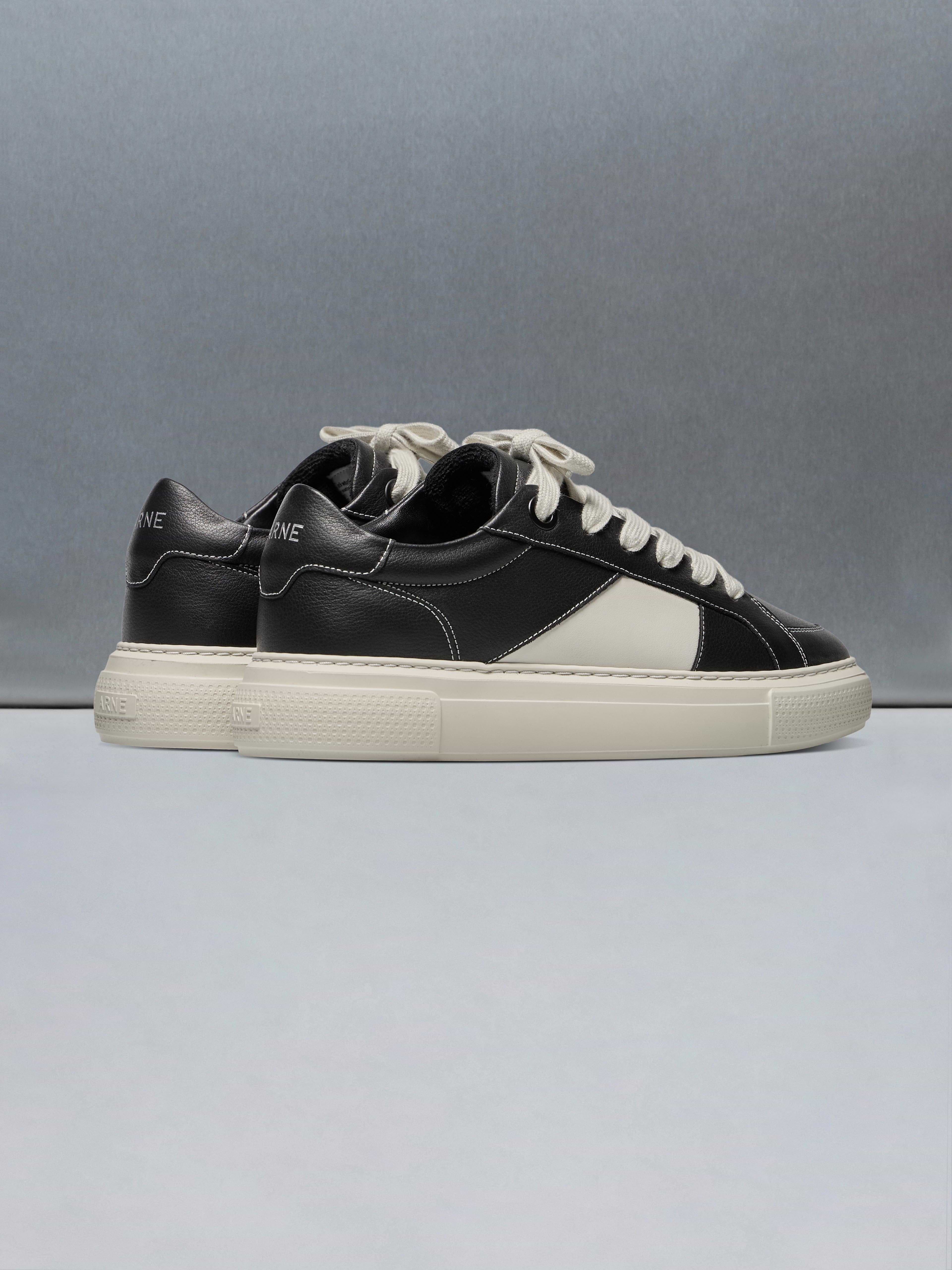 Chunky Stripe Essential Trainer in Black White