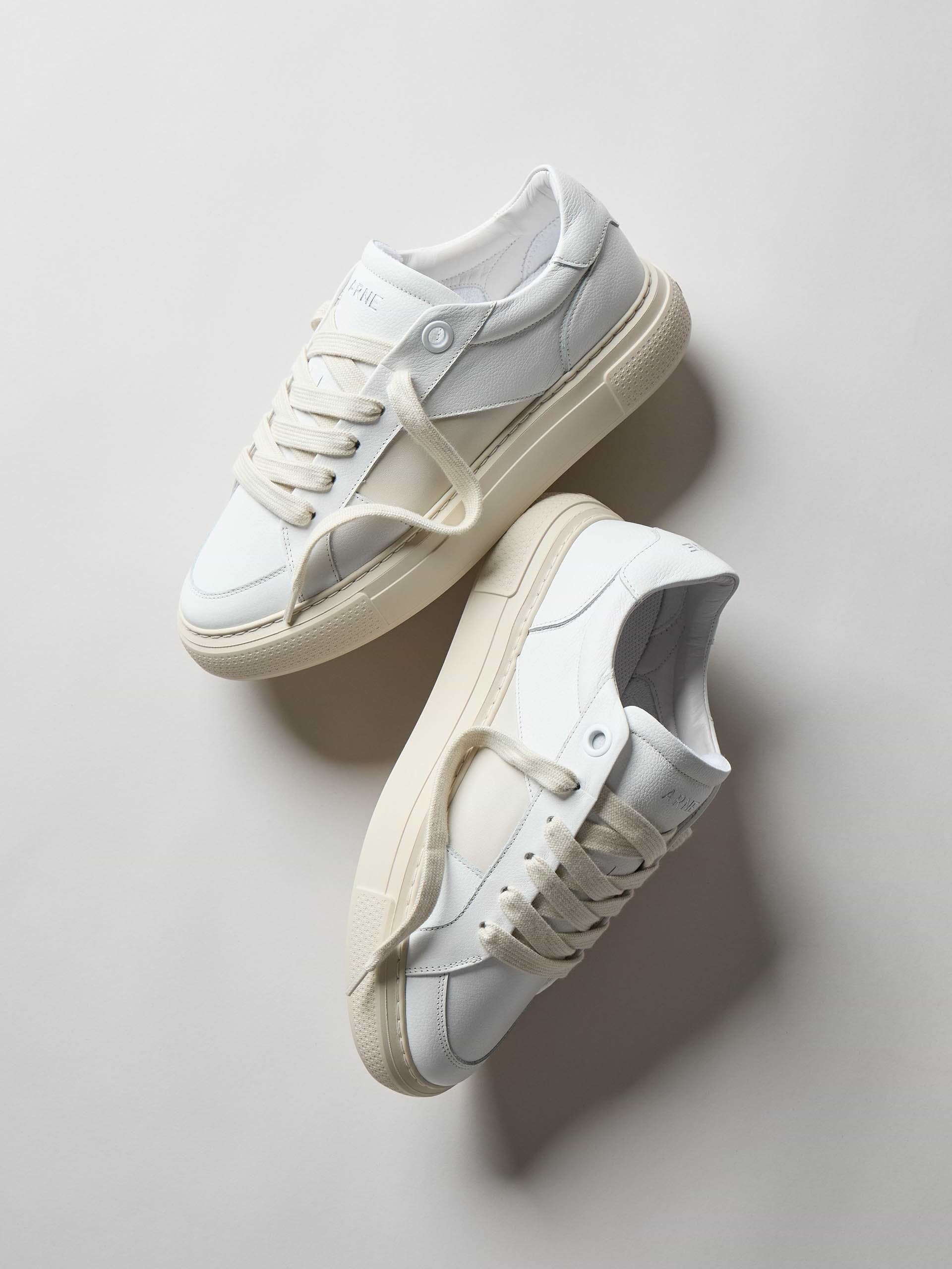 Chunky Stripe Essential Trainer in White