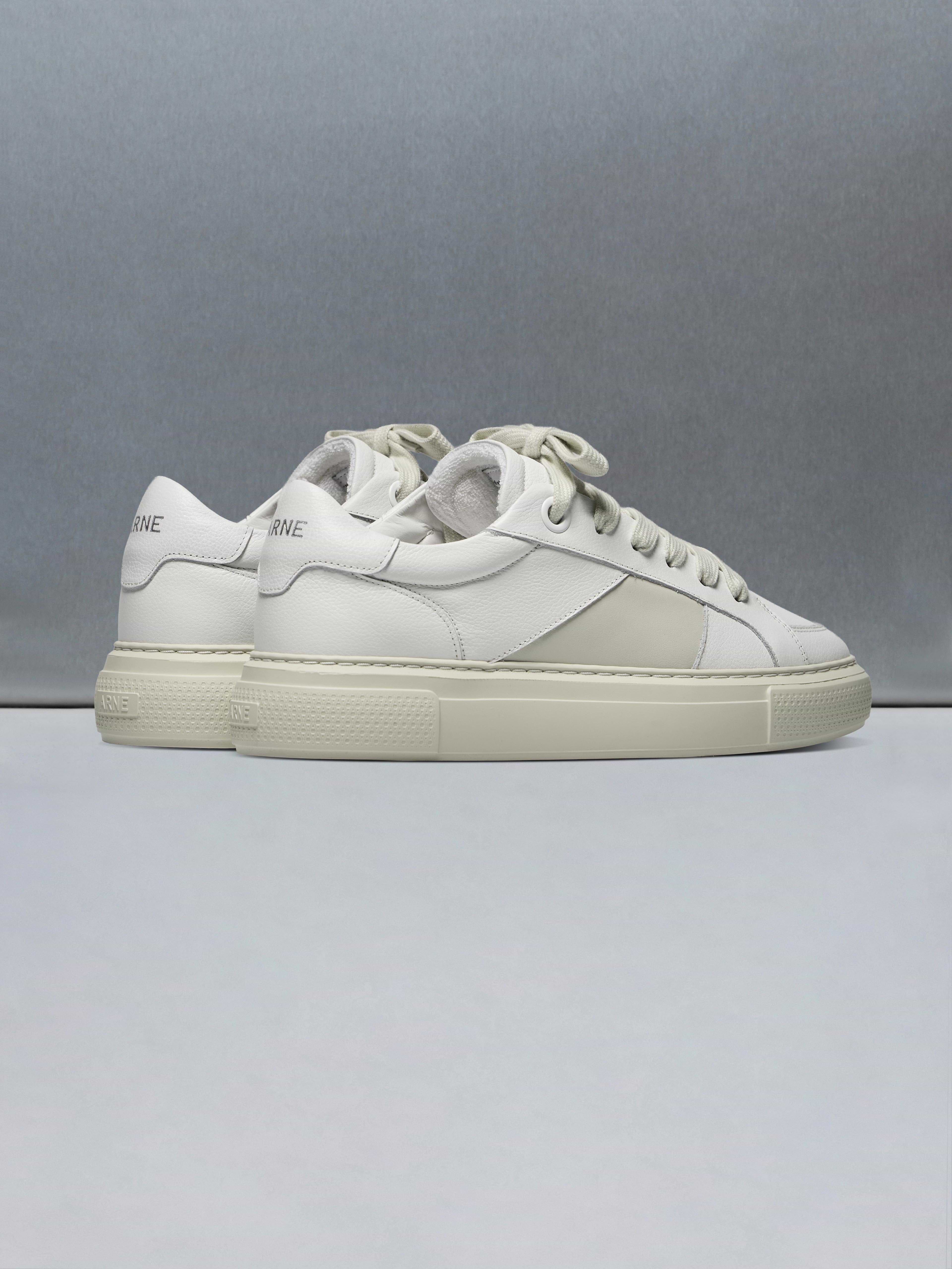 Chunky Stripe Essential Trainer in White