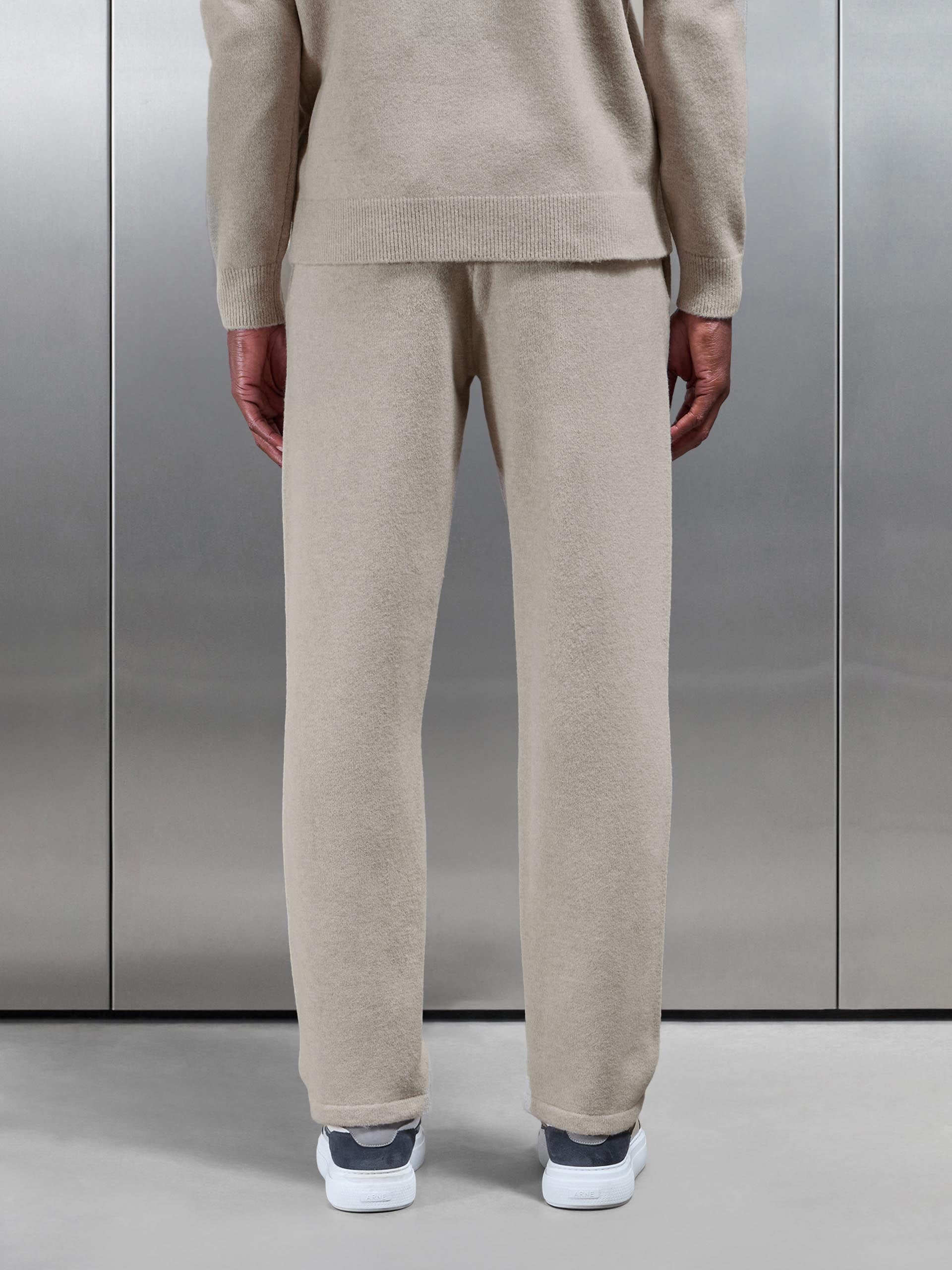 Mens Chunky Wool Straight Leg Jogger in Stone