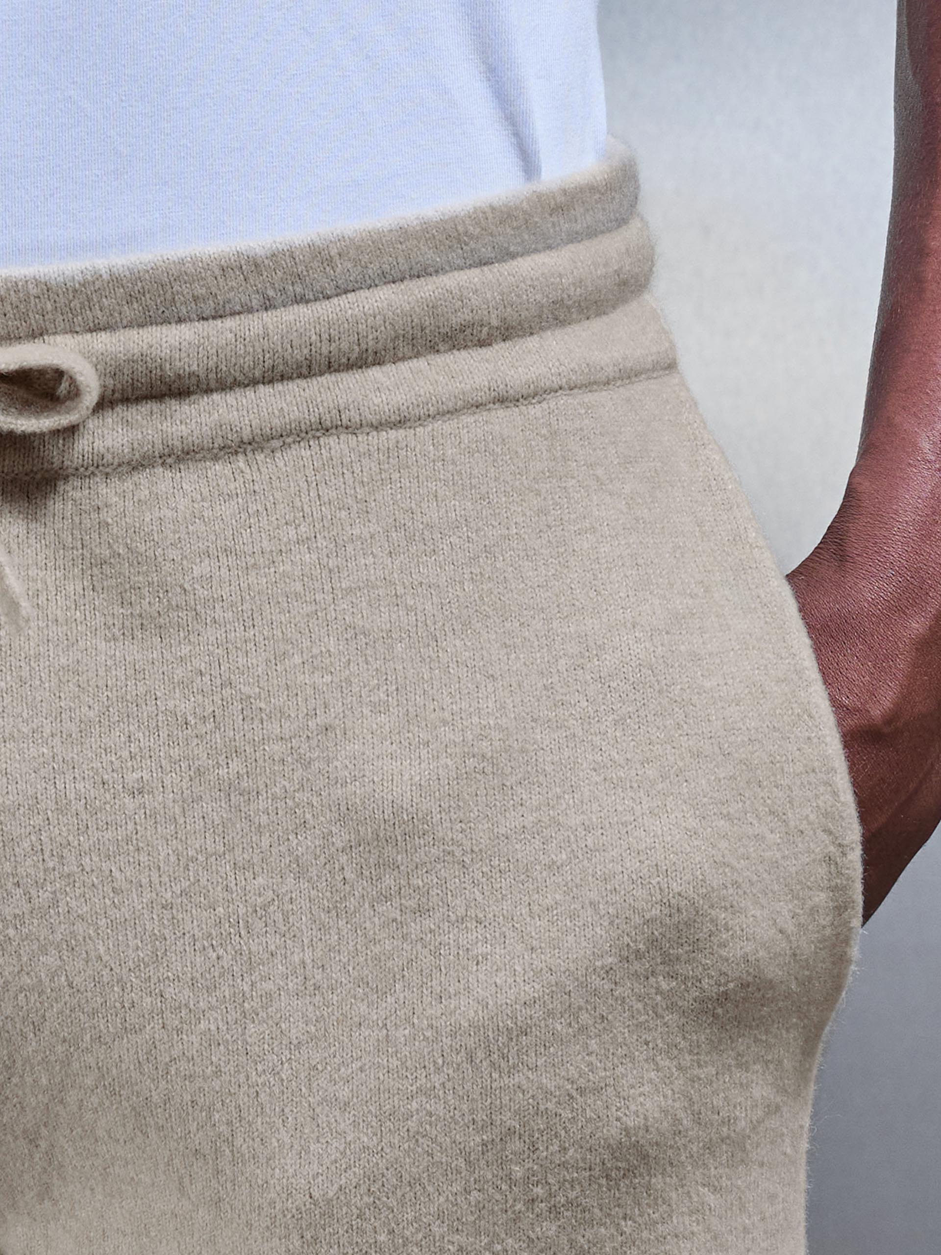 Mens Chunky Wool Straight Leg Jogger in Stone