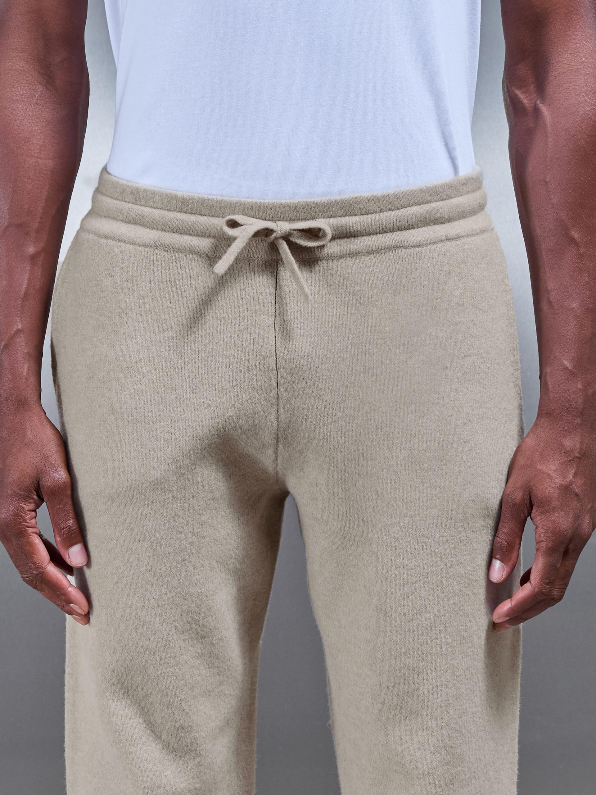 Mens Chunky Wool Straight Leg Jogger in Stone