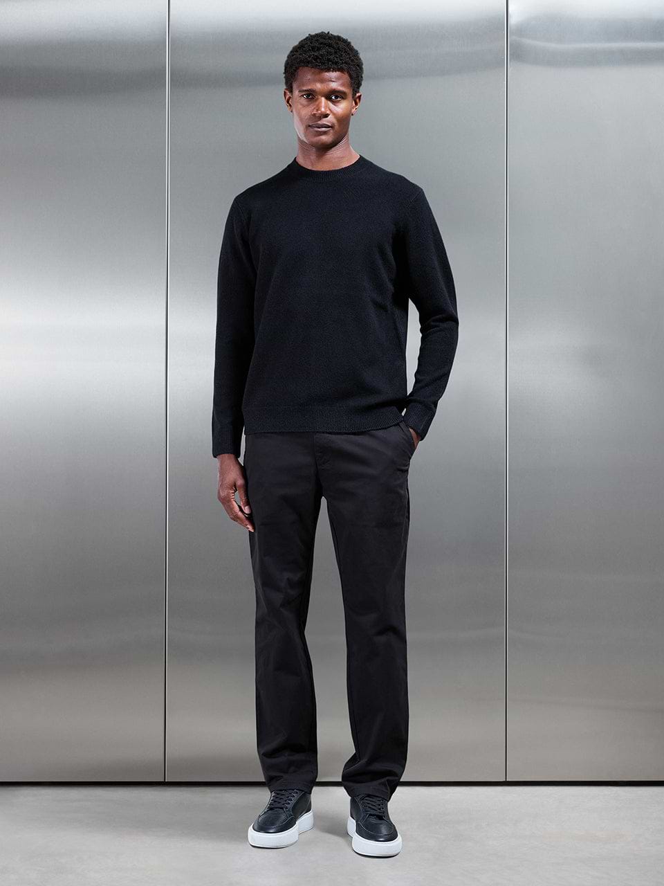 Mens Chunky Wool Sweatshirt in Black