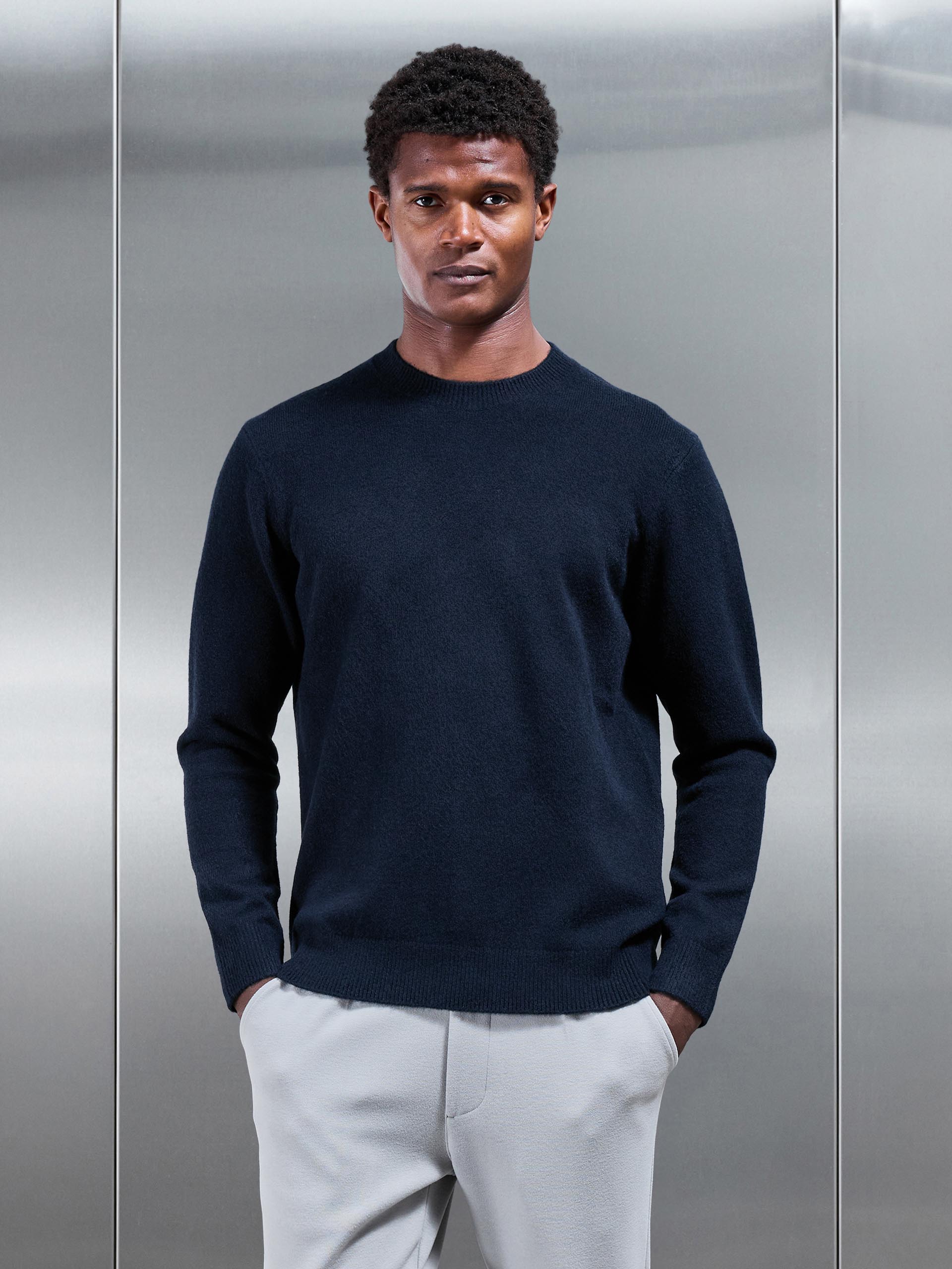Mens Chunky Wool Sweatshirt in Navy