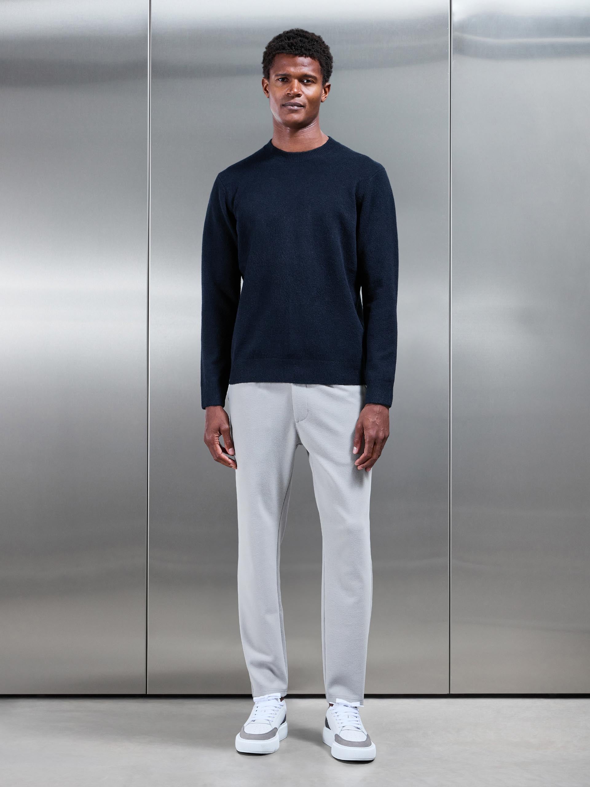 Mens Chunky Wool Sweatshirt in Navy