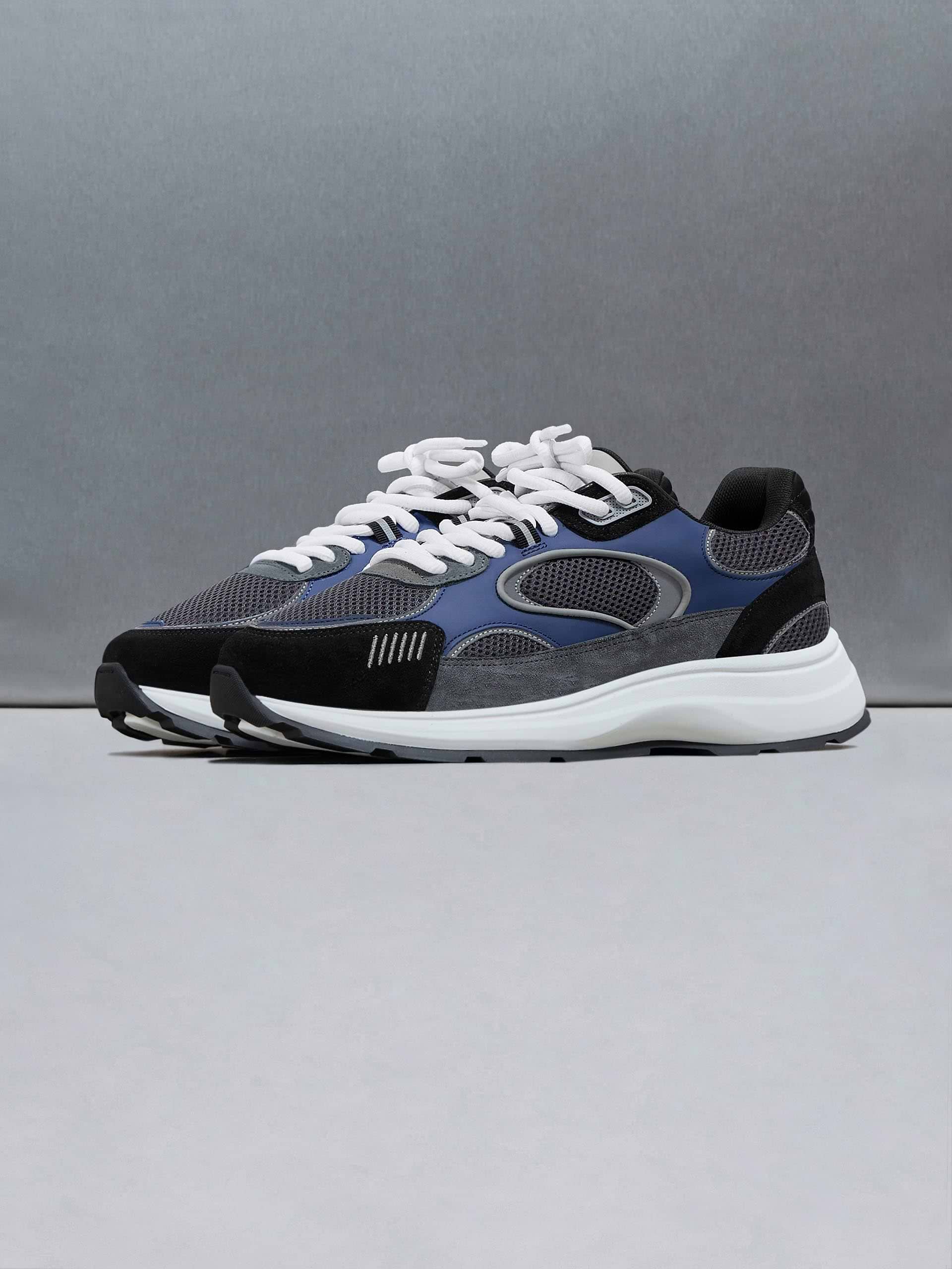 Circuit Trainer in Cobalt Grey