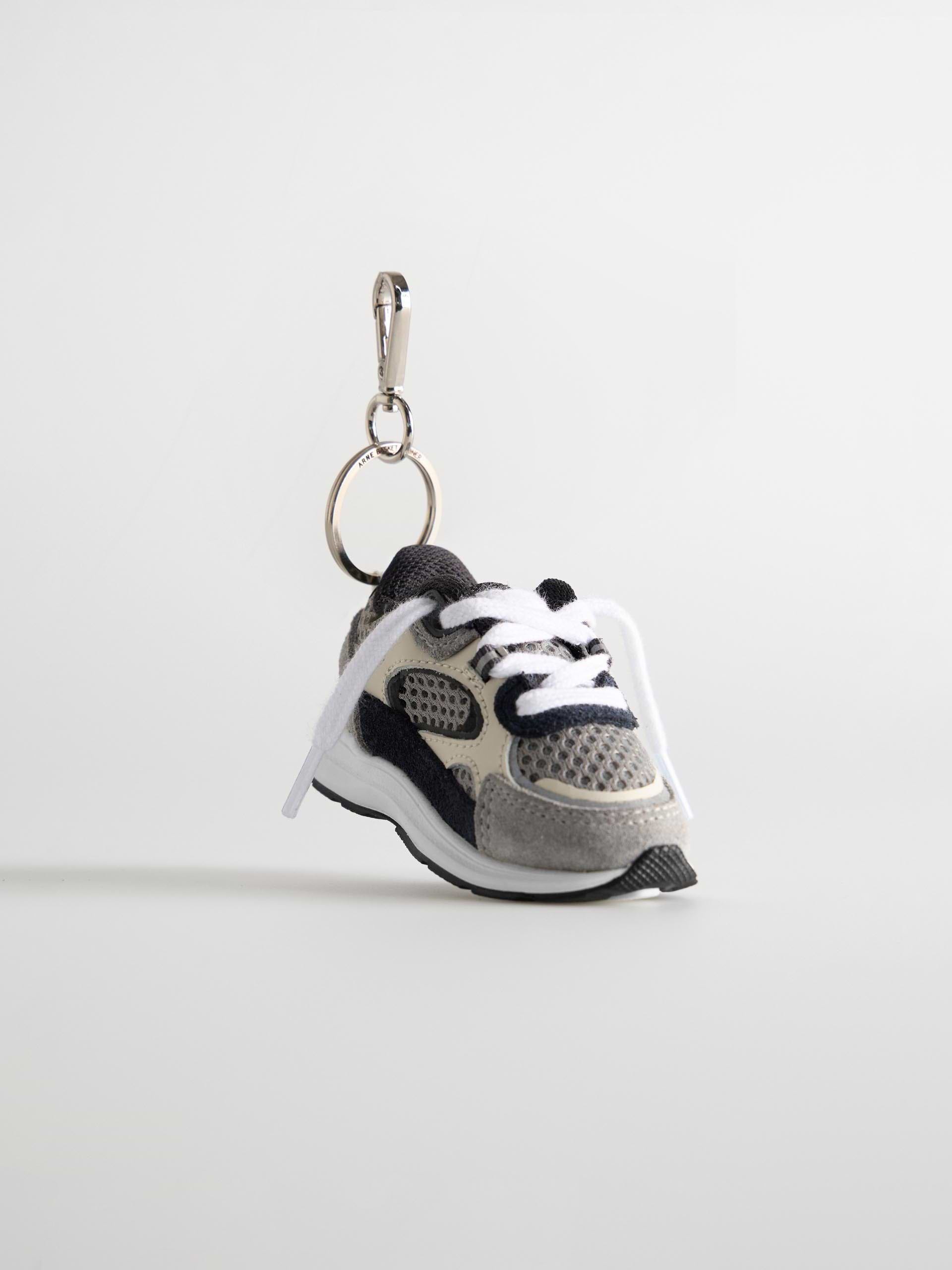 Mens Circuit Trainer Keychain in Desert Grey