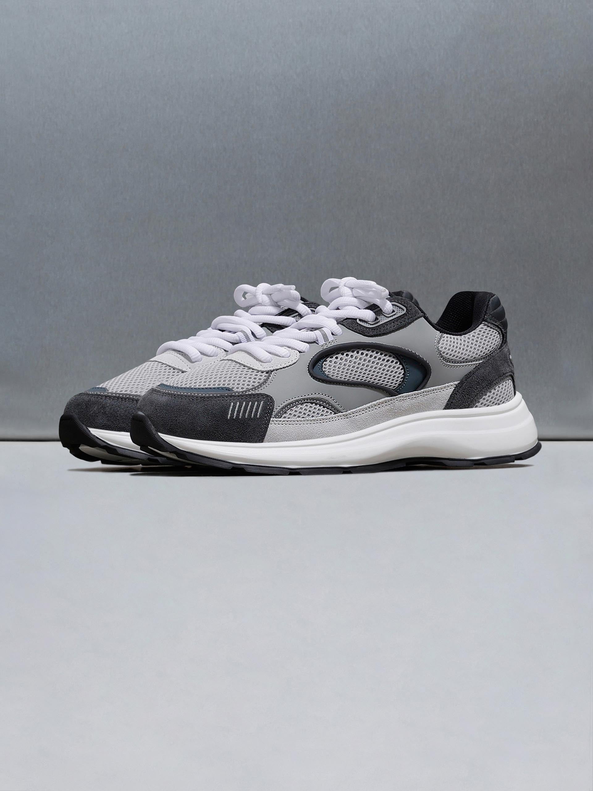 Mens Circuit Trainer in Ocean Grey