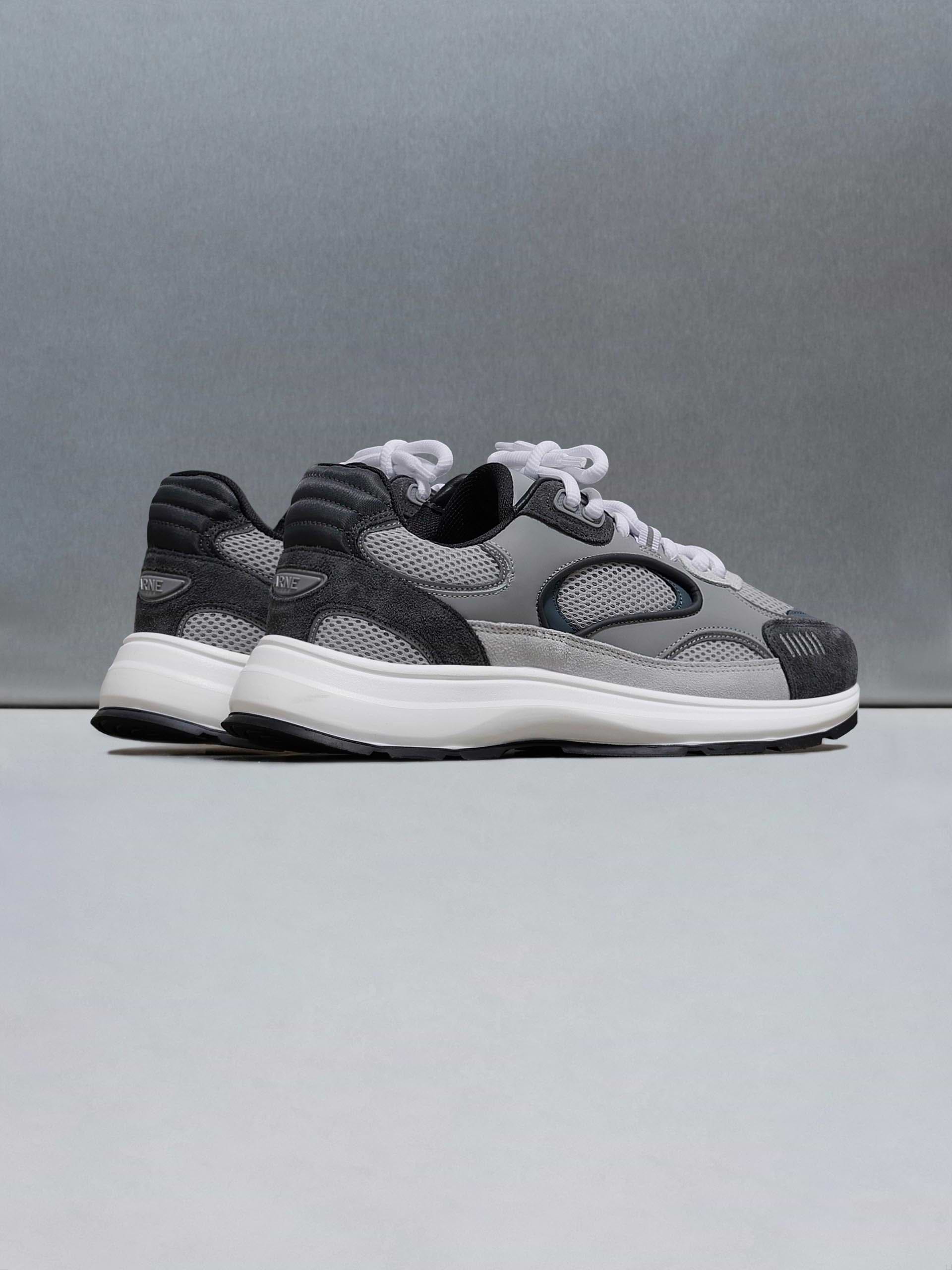 Circuit Trainer in Ocean Grey