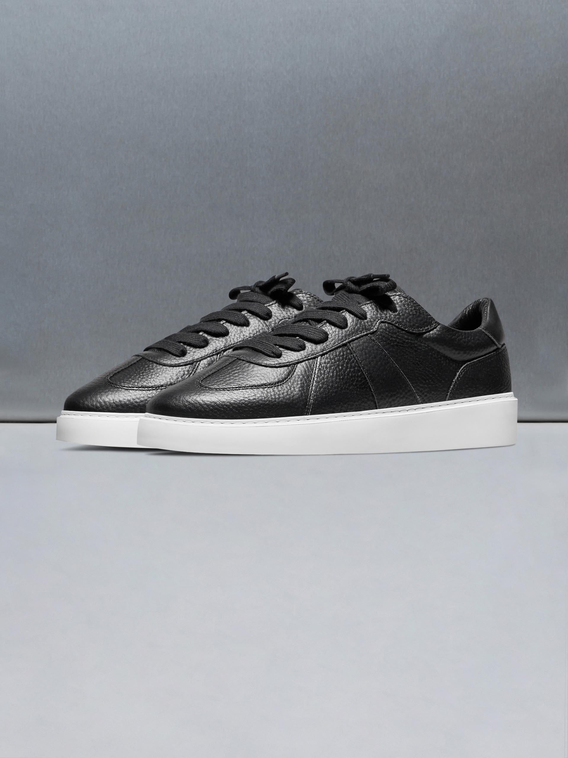Mens Classic Court Trainer in Black