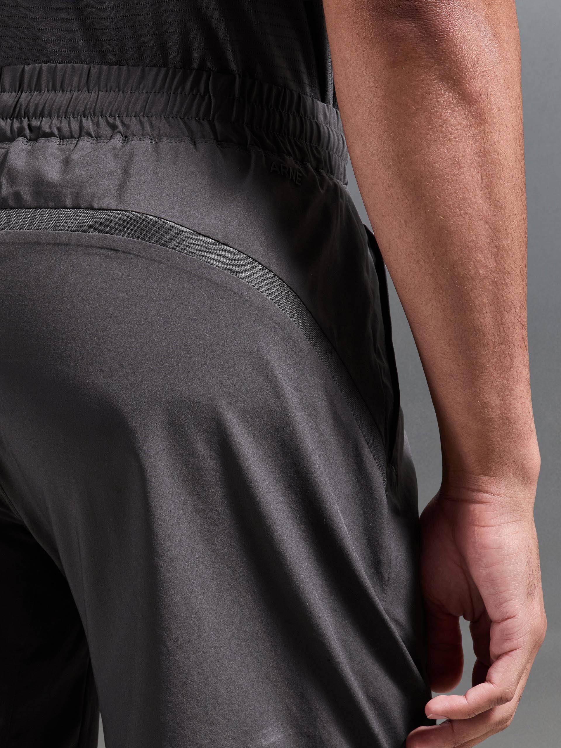 Mens Condition Short in Grey