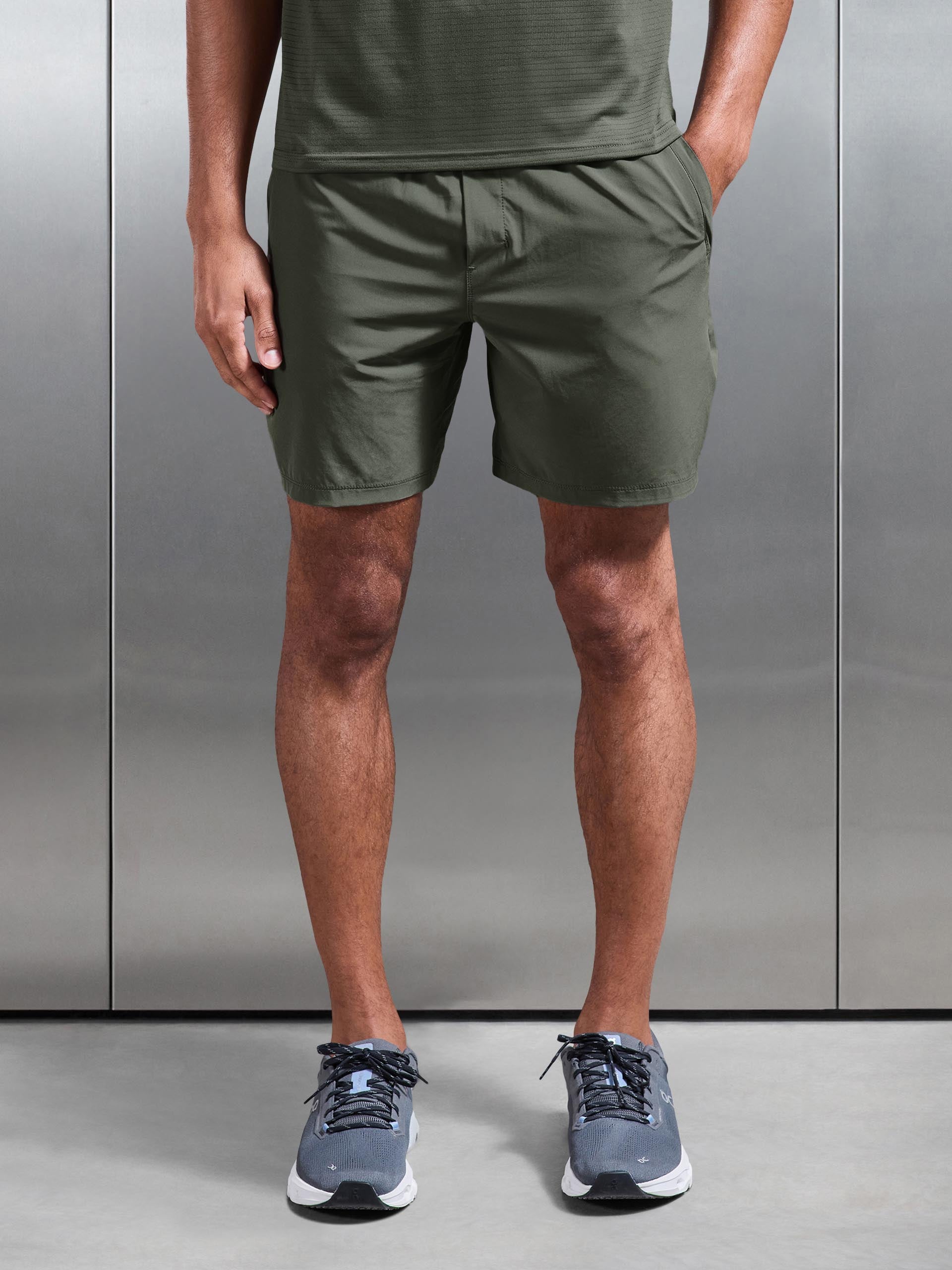 Mens Condition Short in Olive