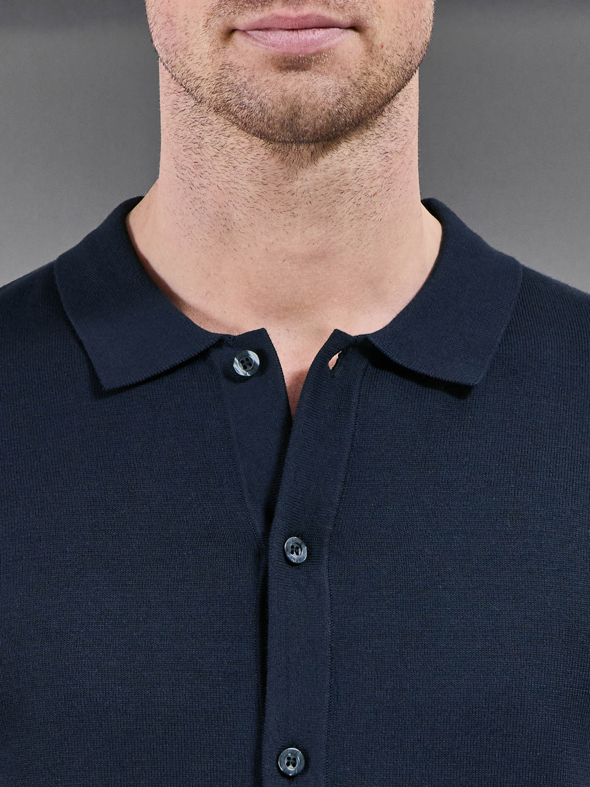 Mens Cotton Knitted Button Through Short Sleeve Shirt in Navy