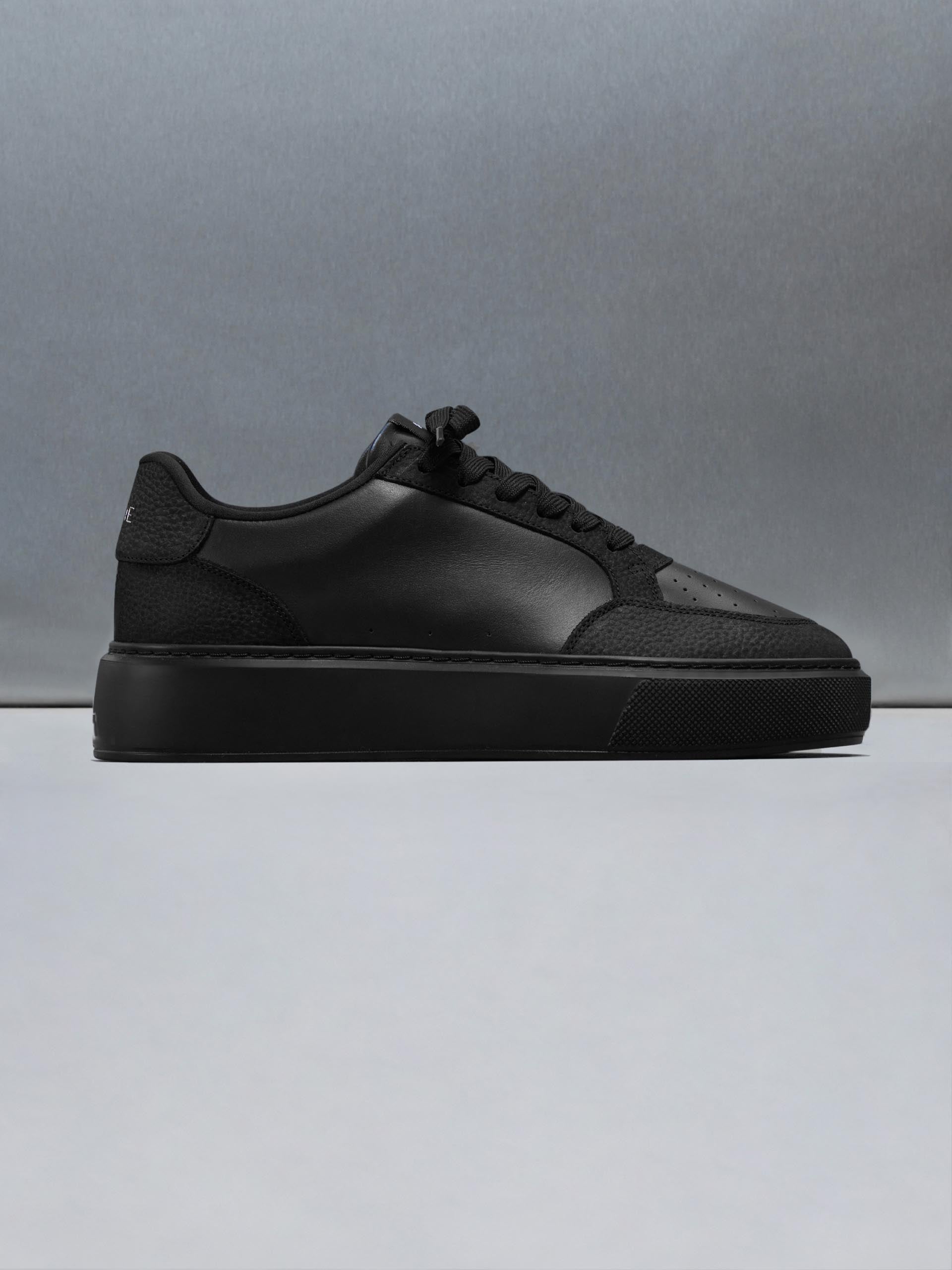 Mens Court Trainer 2.0 in Triple Black