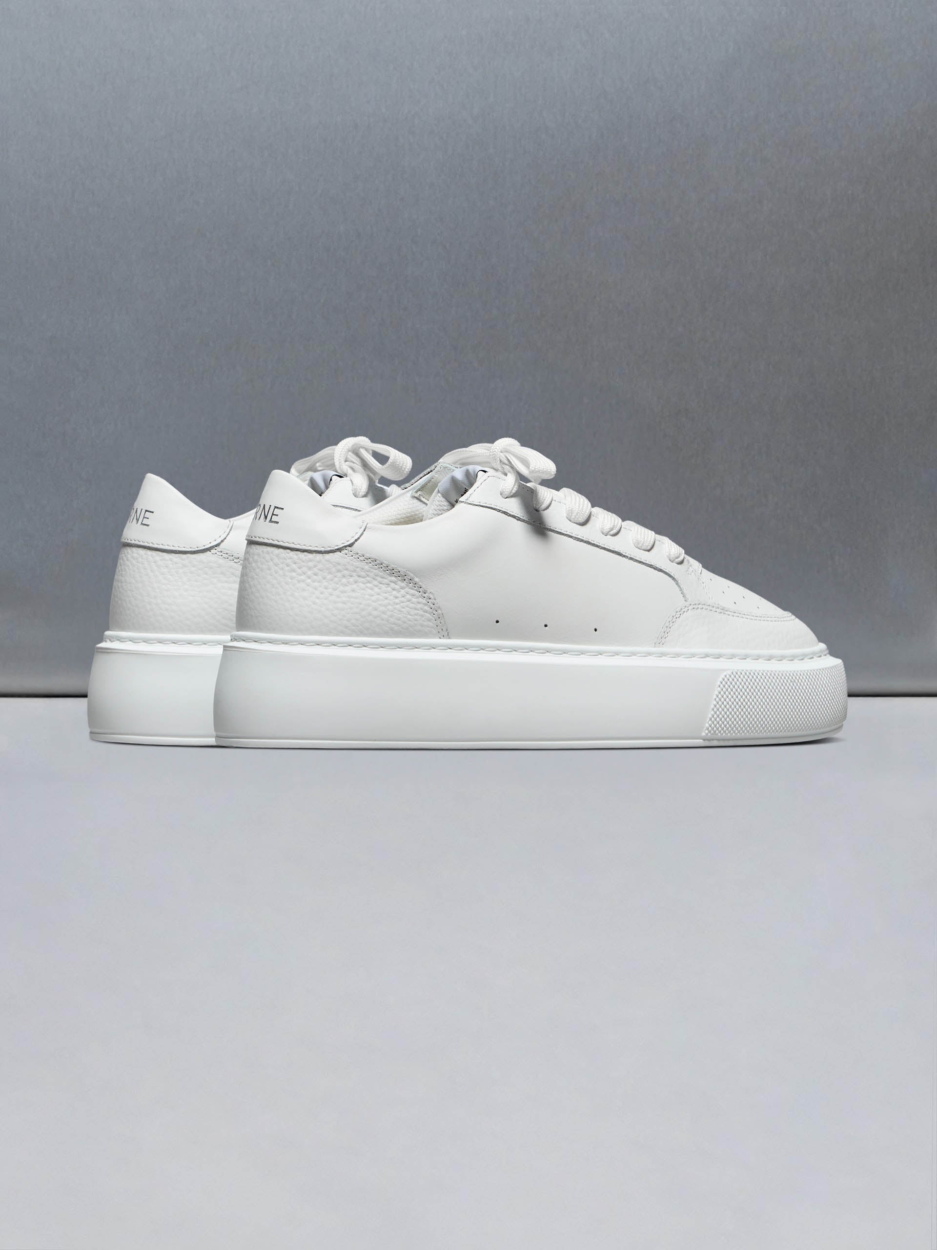 Mens Court Trainer 2.0 in Triple White