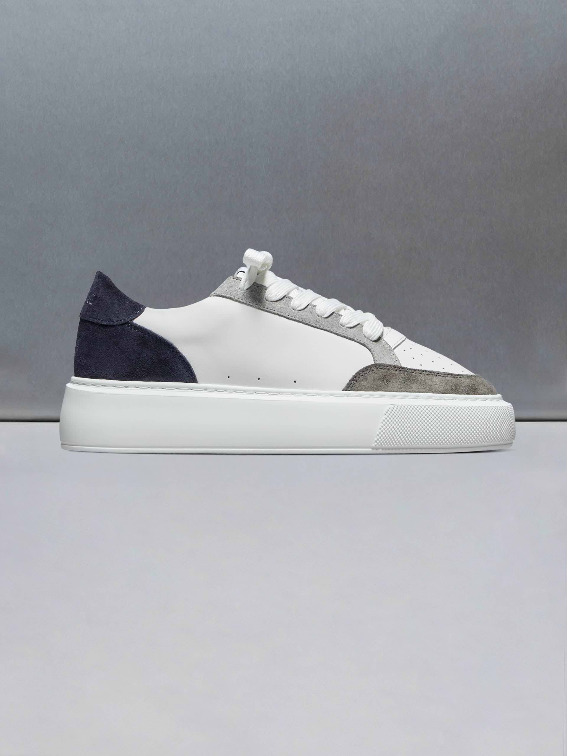 Court Trainer 2.0 in White Navy