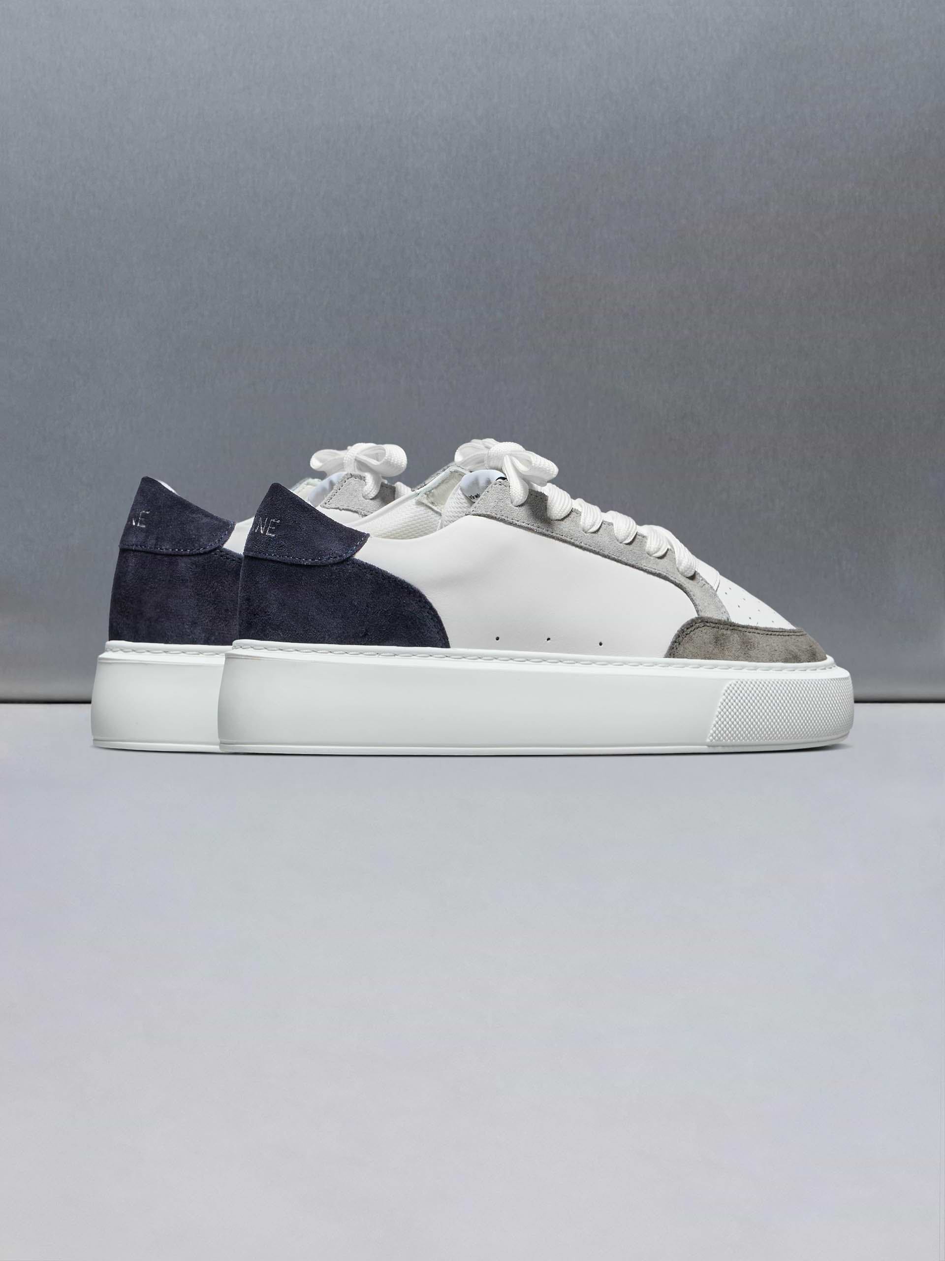 Court Trainer 2.0 in White Navy