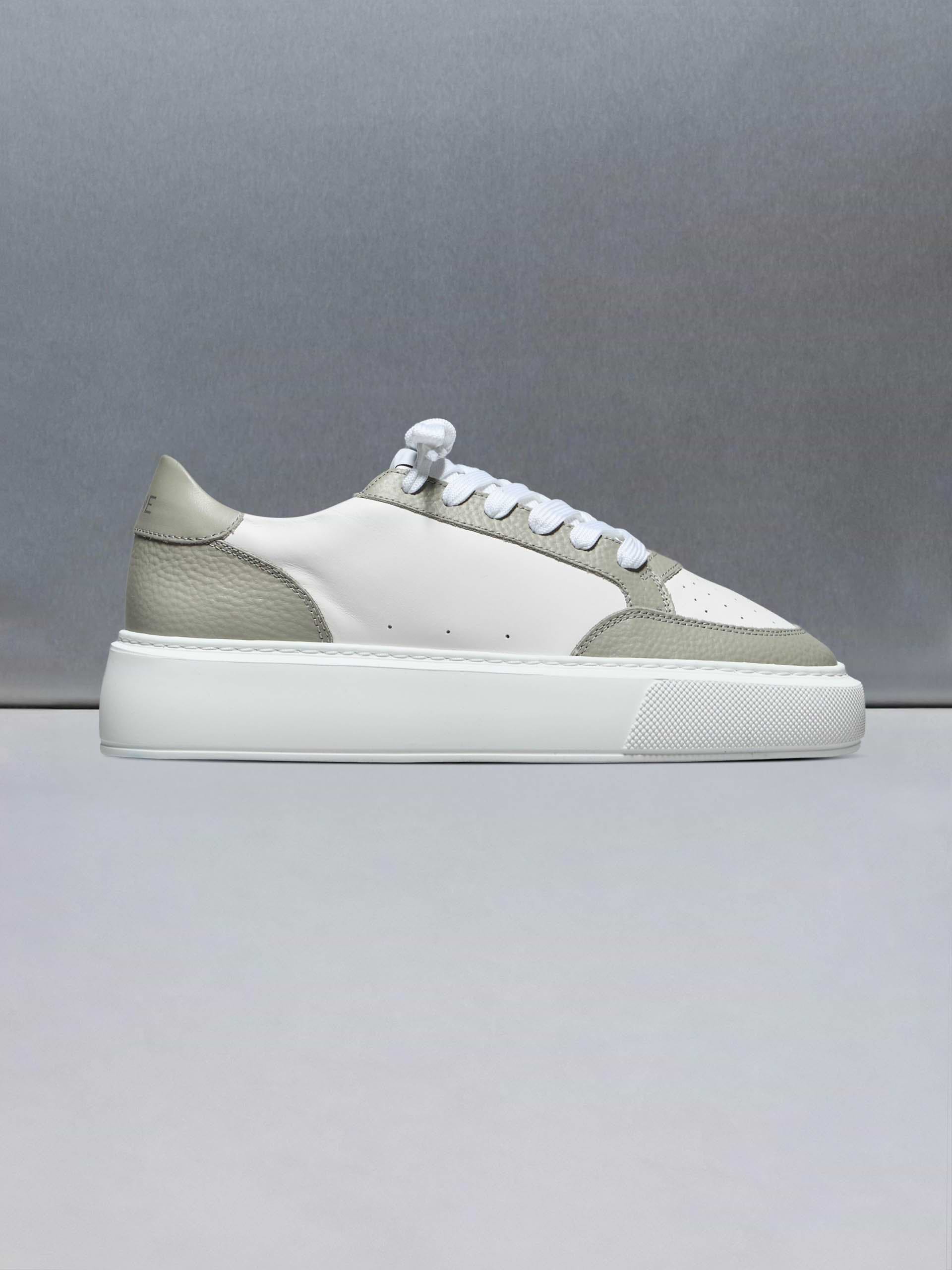 Court Trainer 2.0 in White Stone