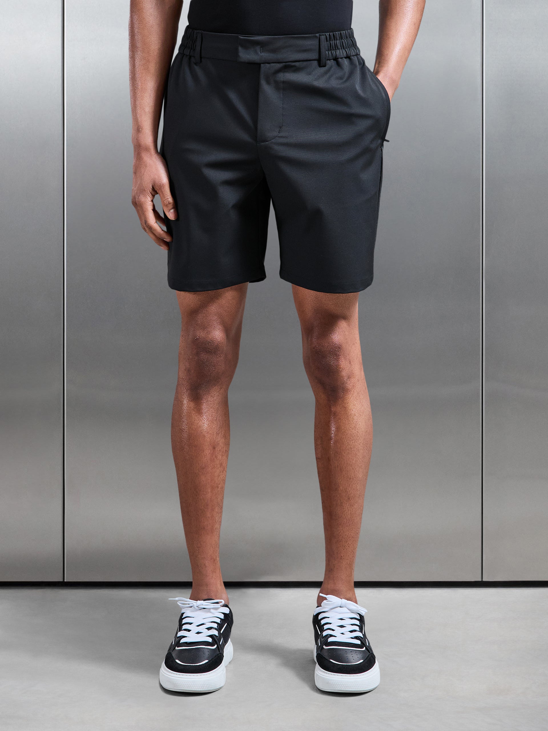 Mens Crease Resistant Stretch Chino Short in Black