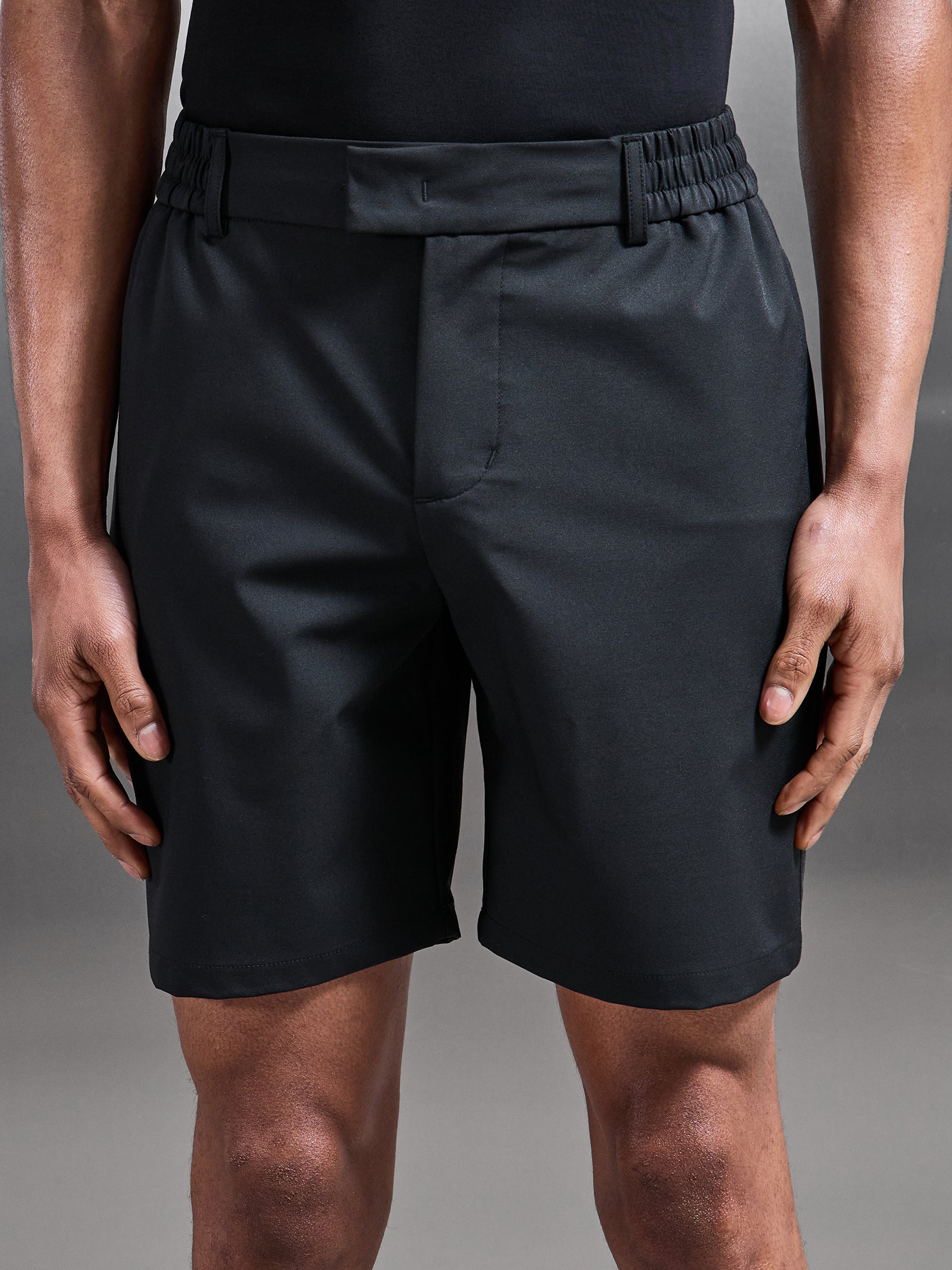 Mens Crease Resistant Stretch Chino Short in Black