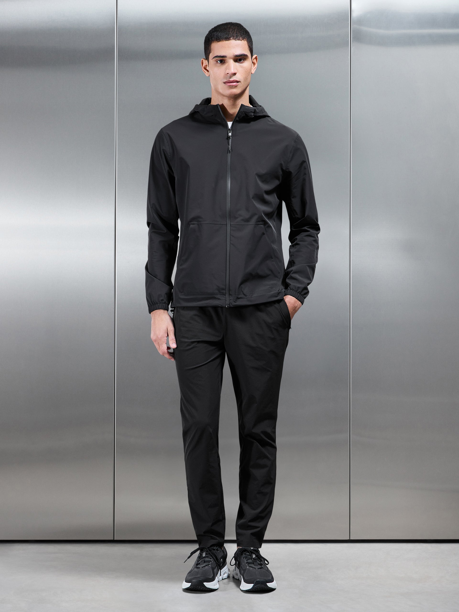 Mens Element Waterproof Windbreaker in Black