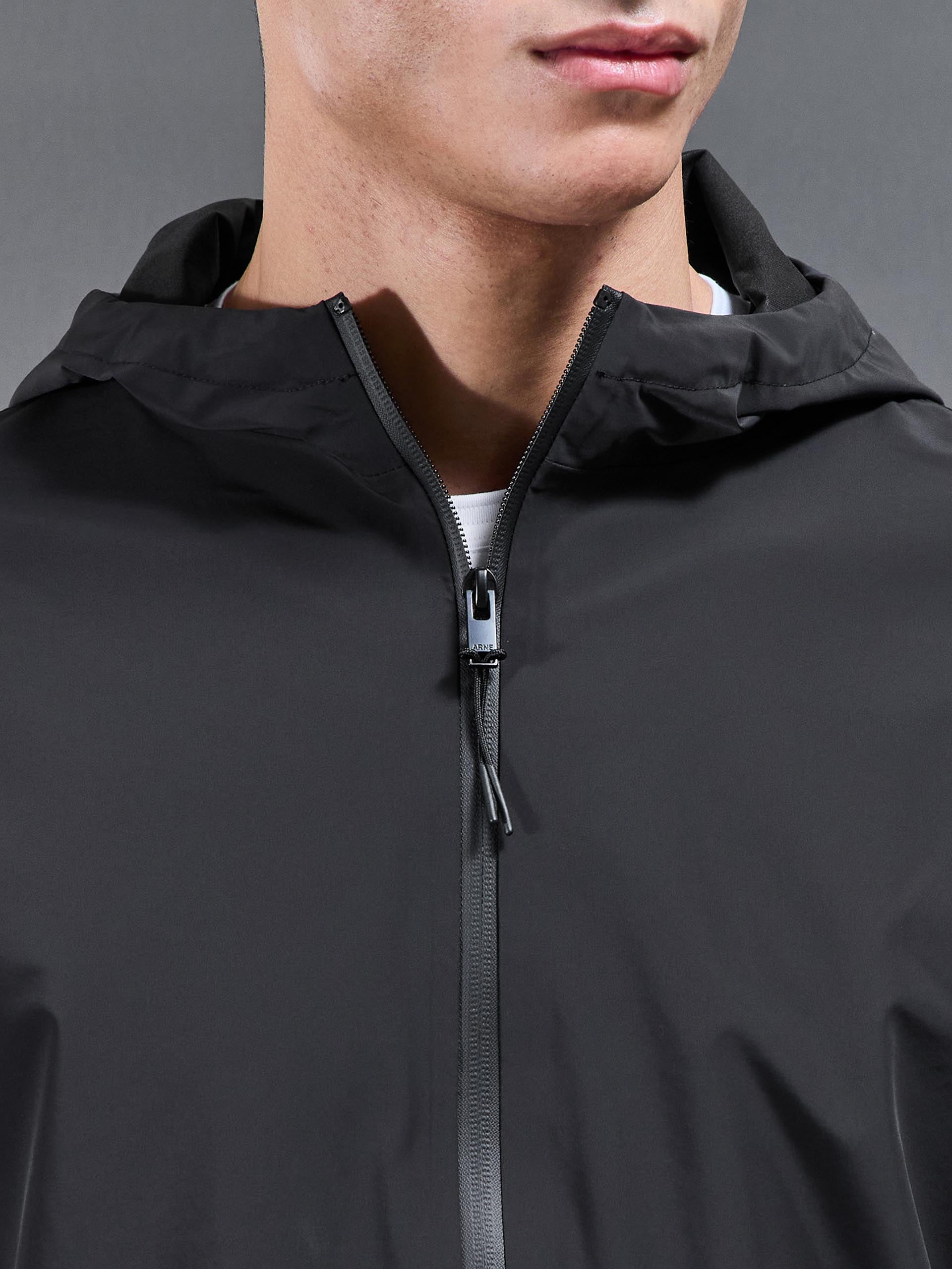 Mens Element Waterproof Windbreaker in Black