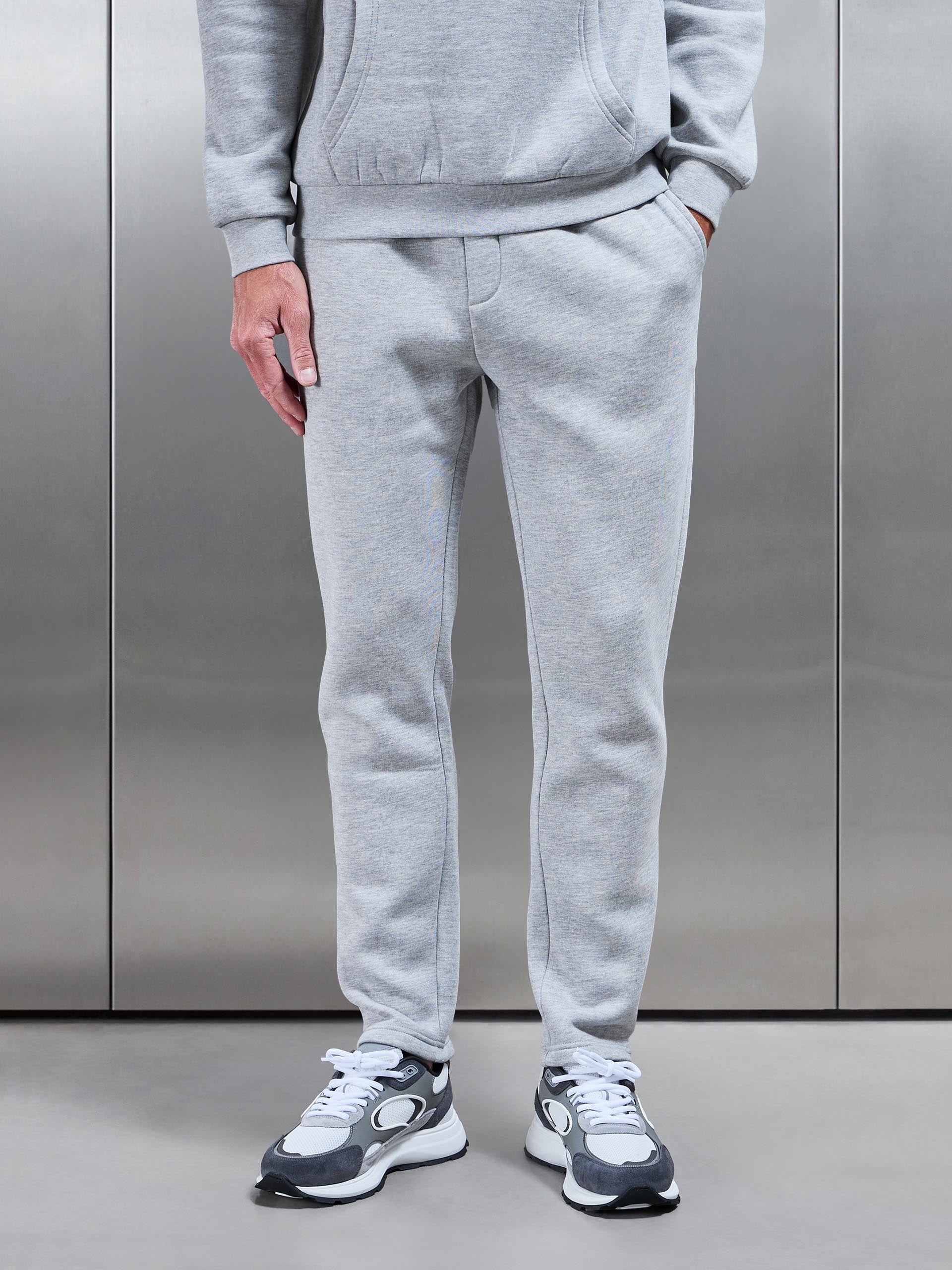 Mens Essential Jogger in Marl Grey