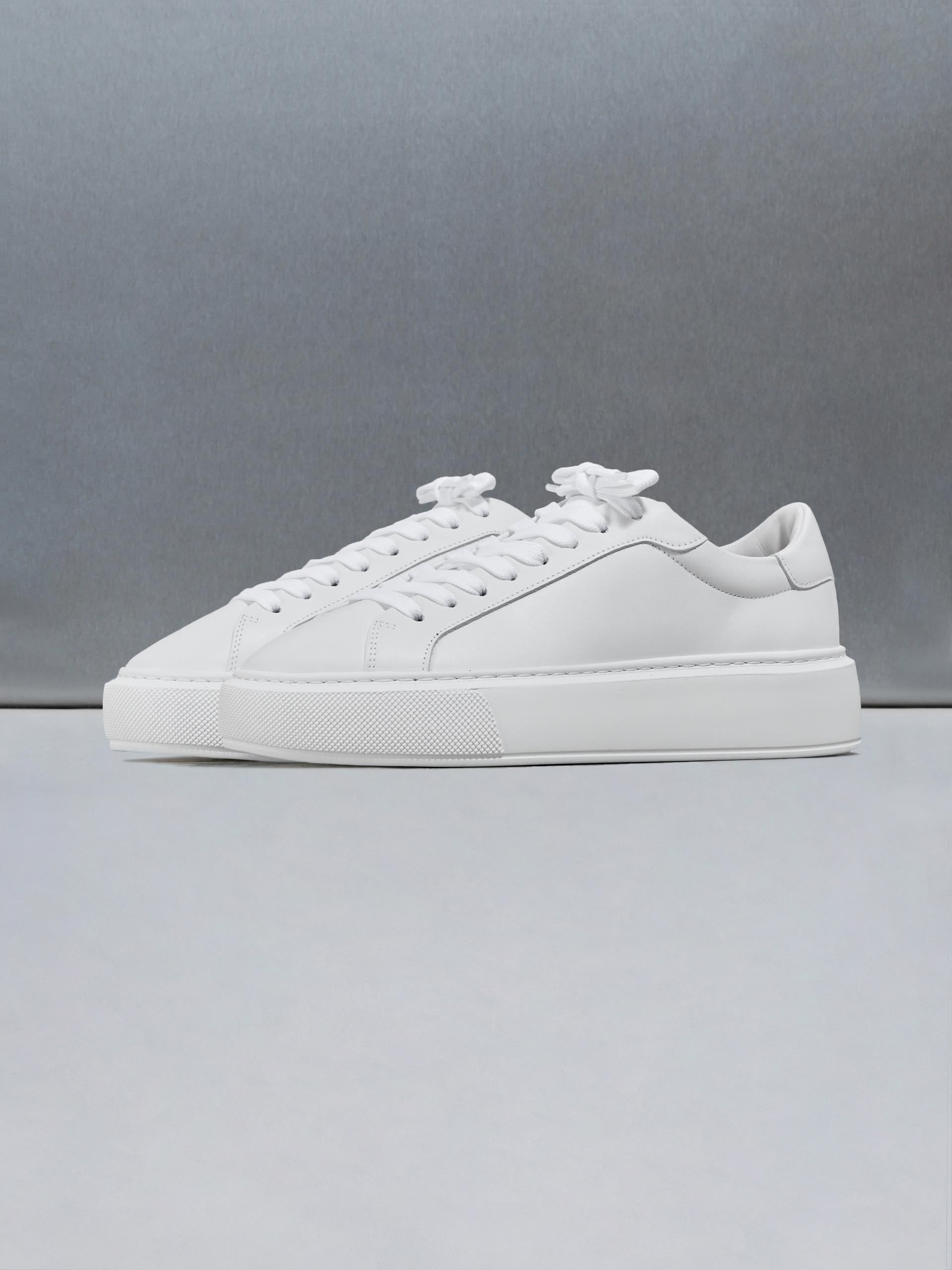 Mens Essential Leather Trainer in White