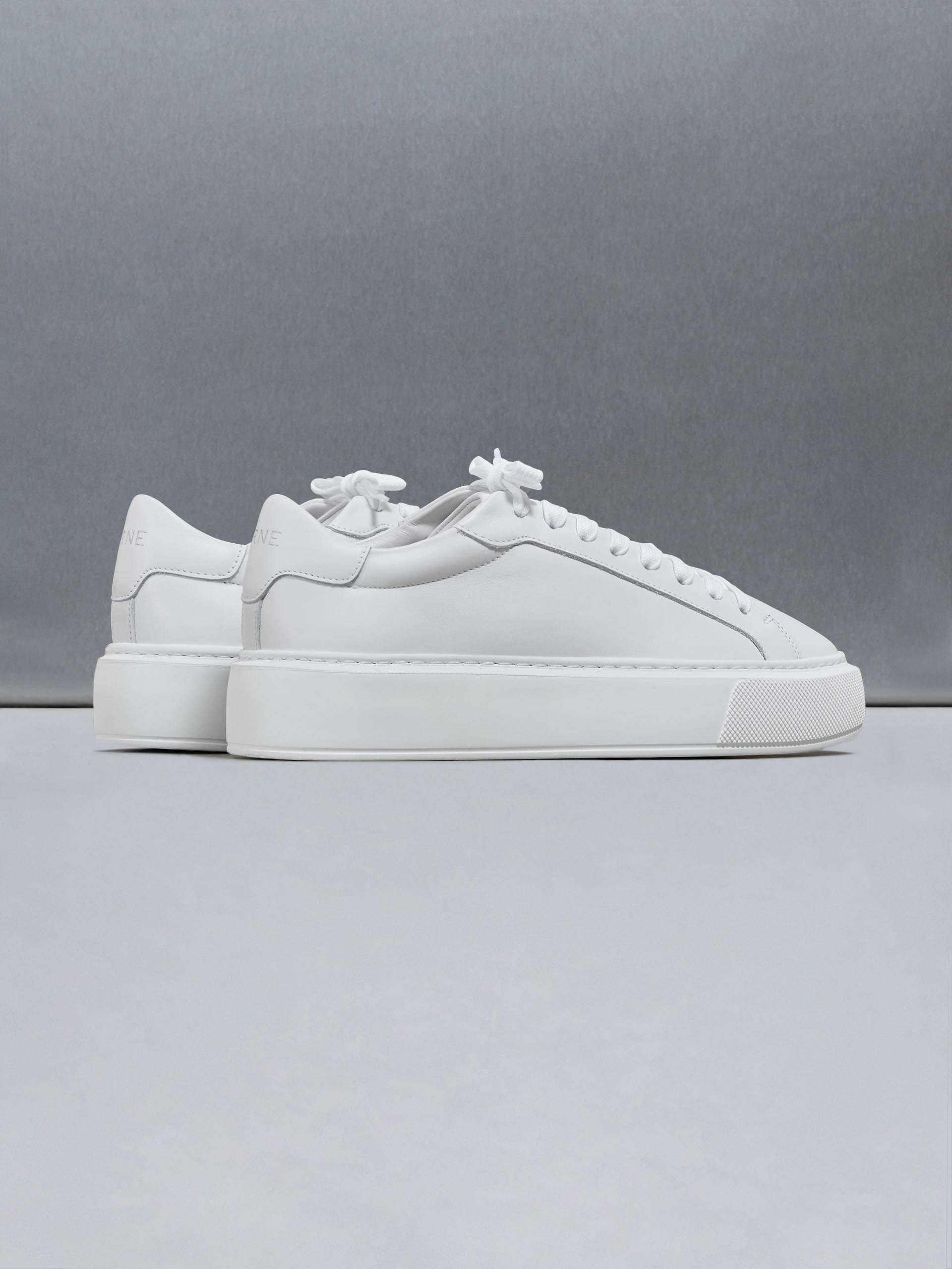 Mens Essential Leather Trainer in White