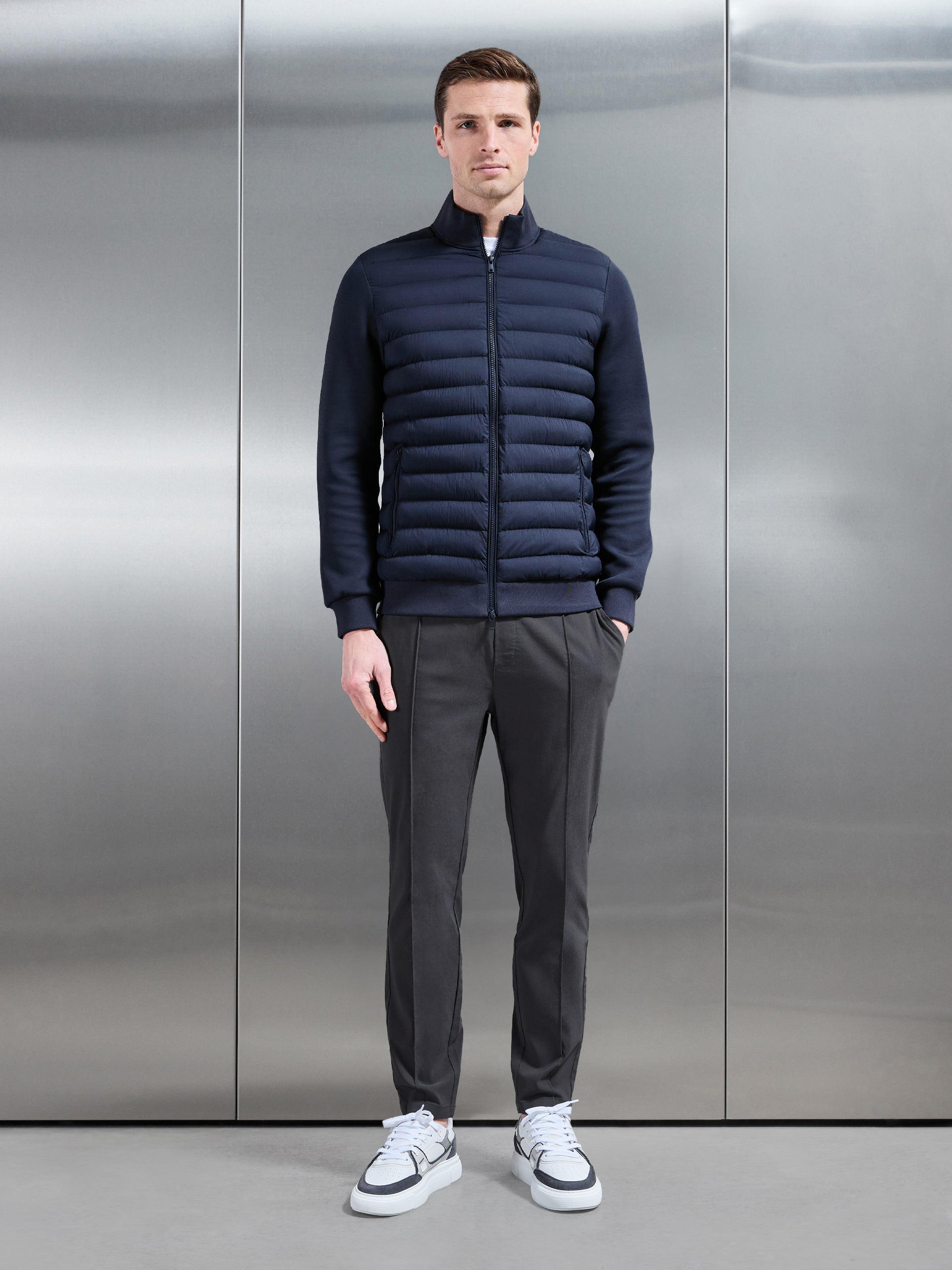 Mens Essential Nylon Trouser in Grey