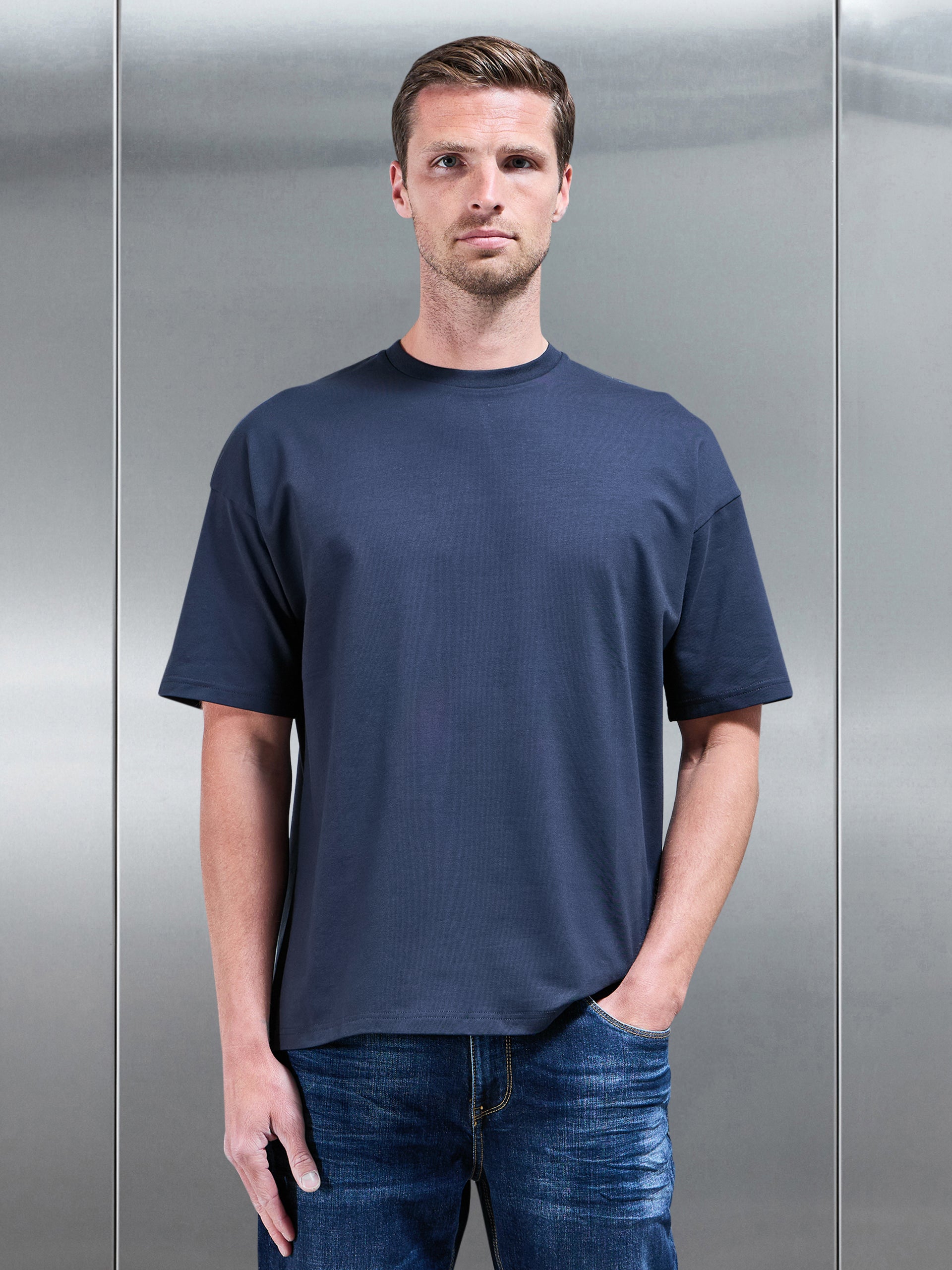Mens Essential Relaxed Fit Cotton T-Shirt in Navy