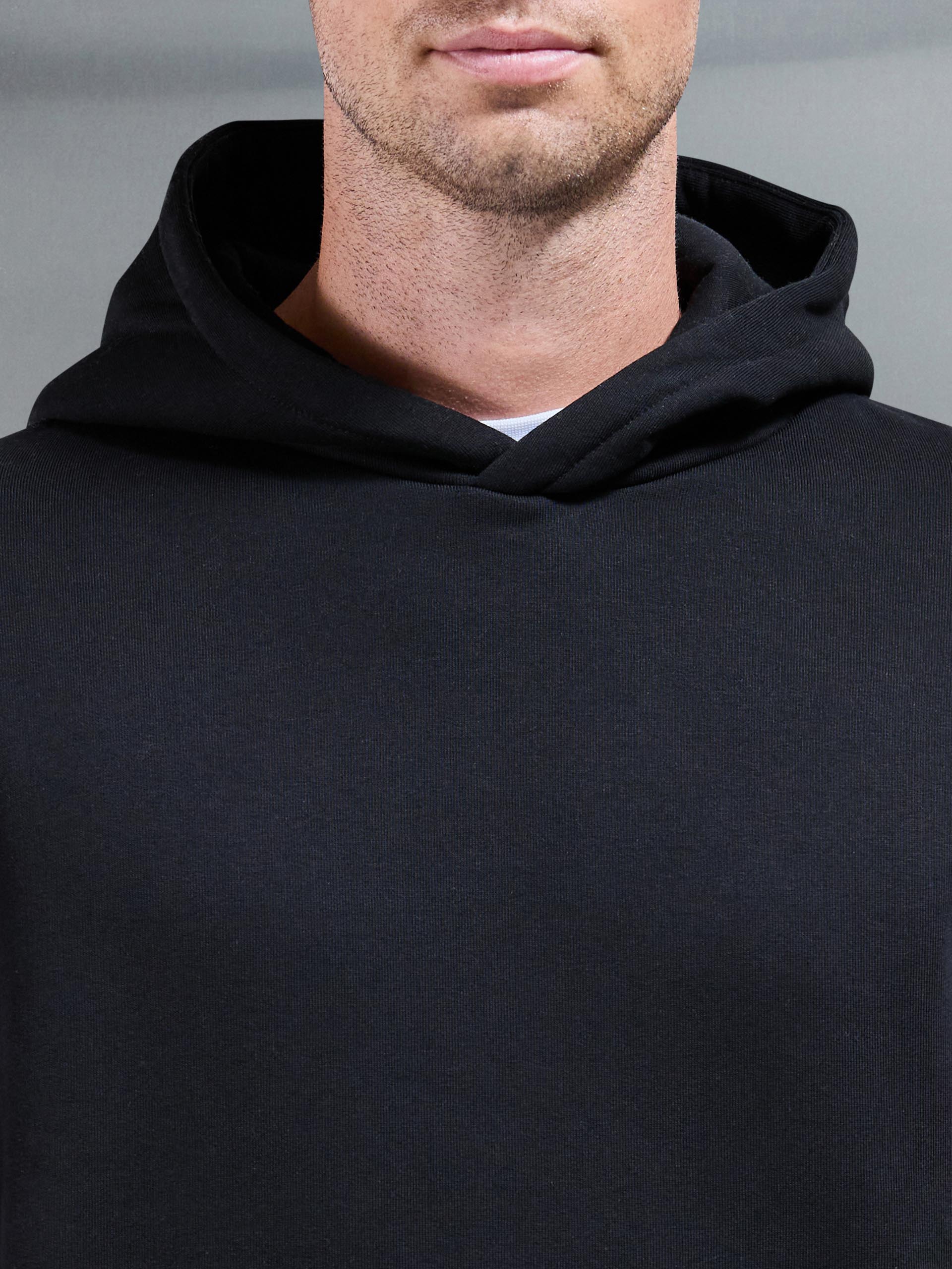 Mens Essential Relaxed Hoodie in Black