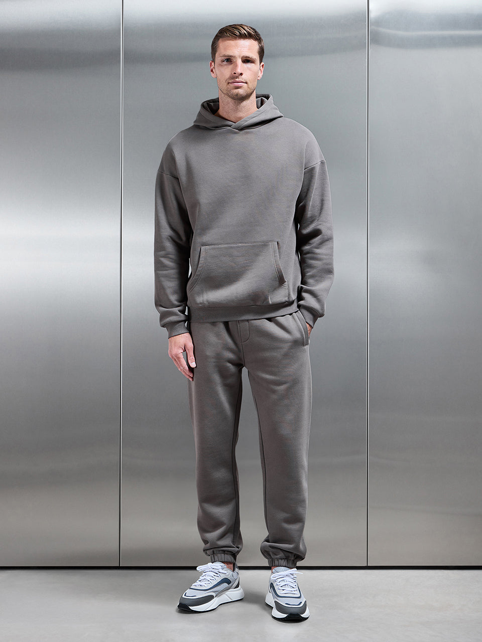 Mens Essential Relaxed Hoodie in Grey