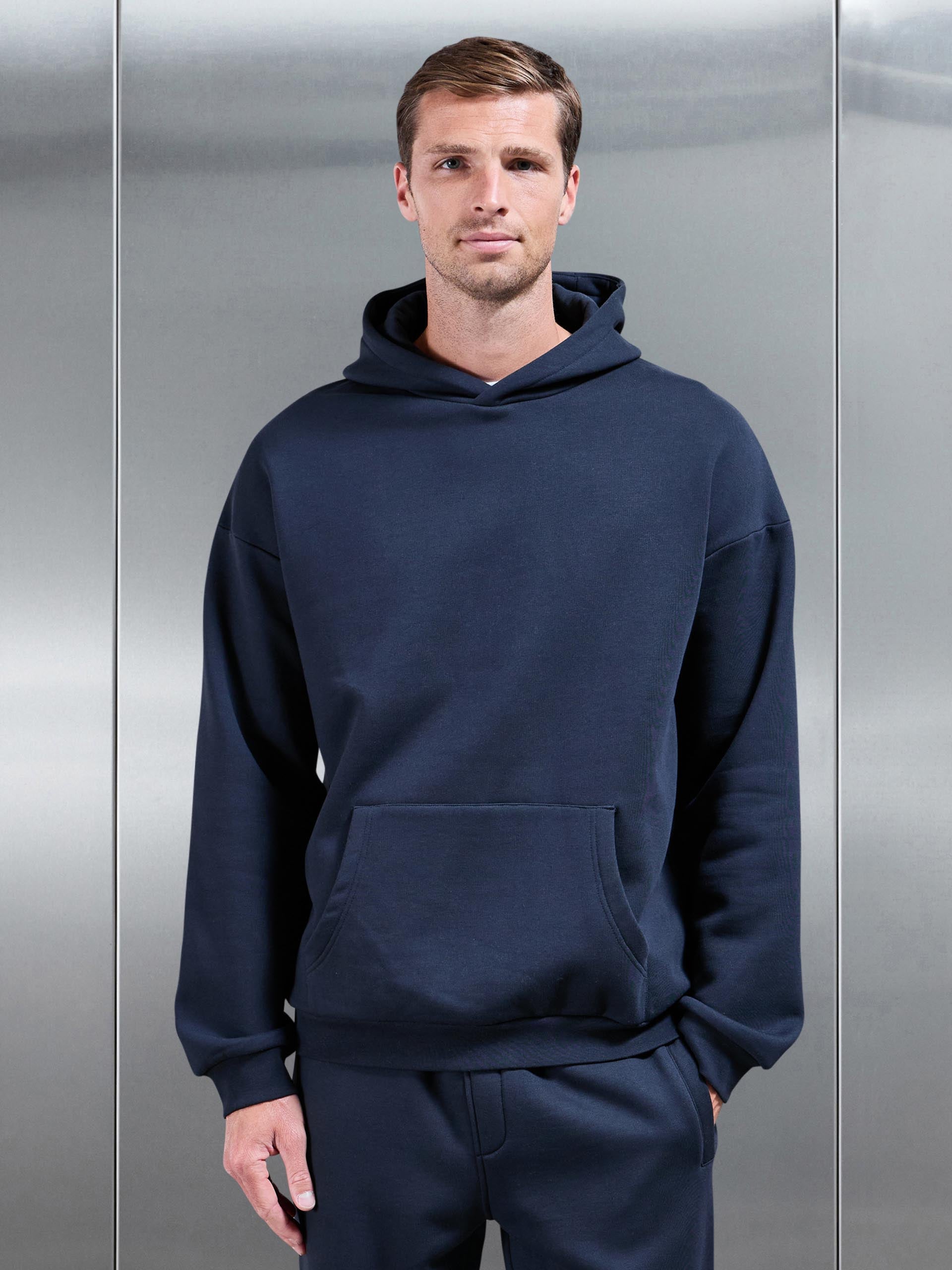 Mens Essential Relaxed Hoodie in Navy